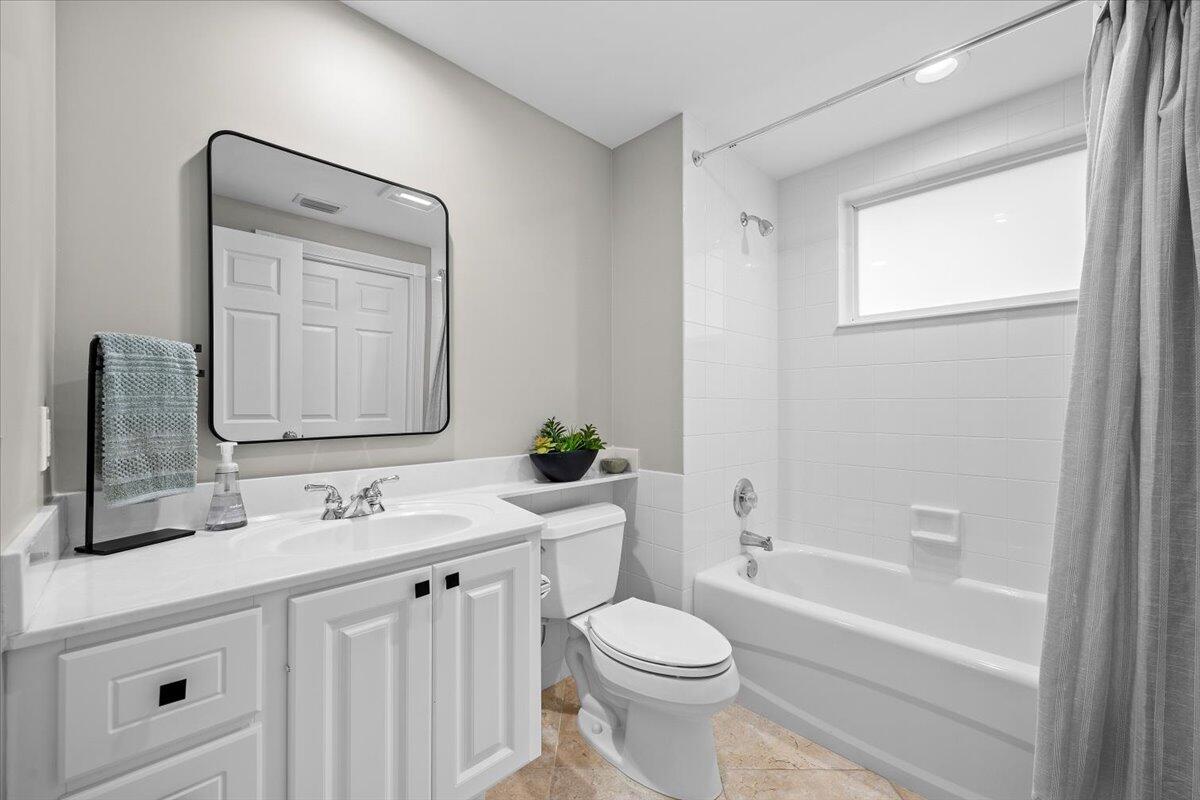 MLS #R11153651 image #22