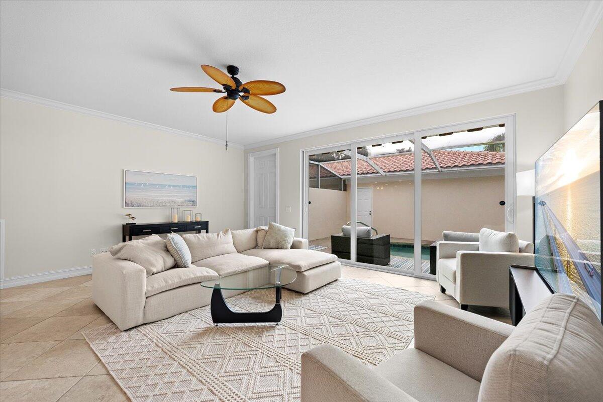 MLS #R11153651 image #9