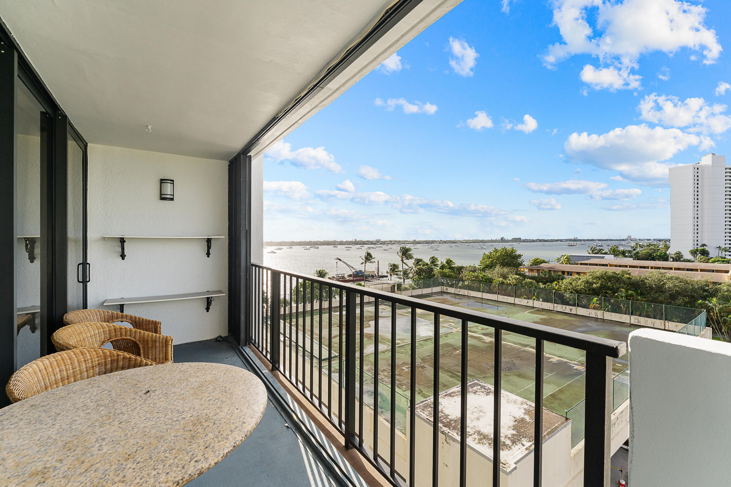 MLS #R11153654 image #16