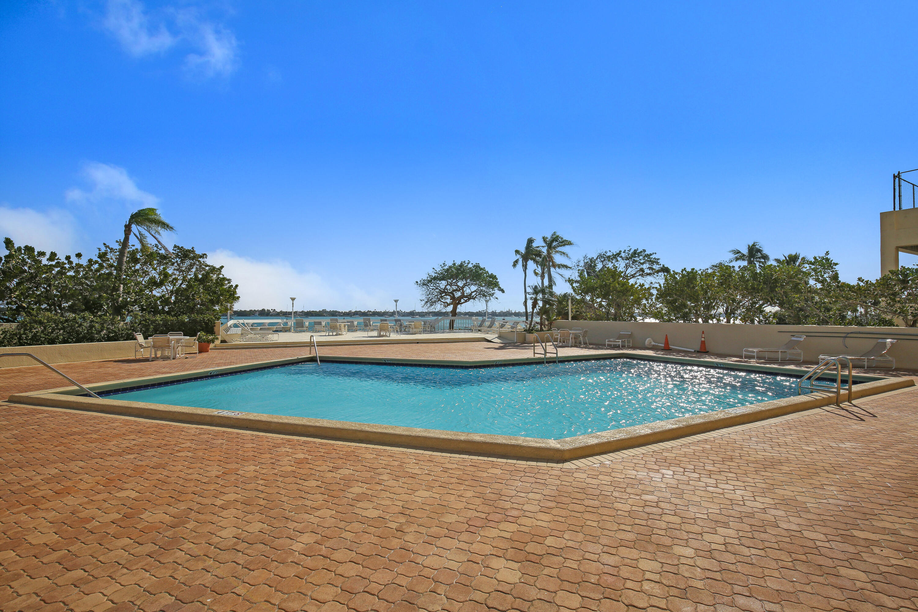 MLS #R11153654 image #21