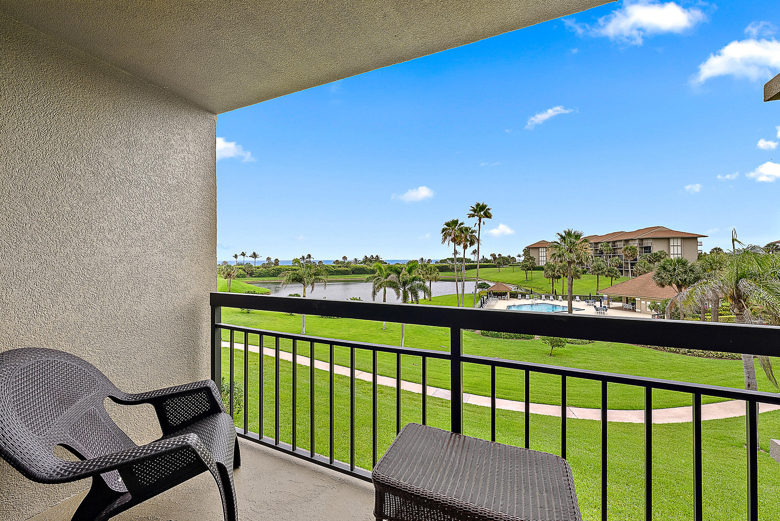 MLS #R11153668 image #17