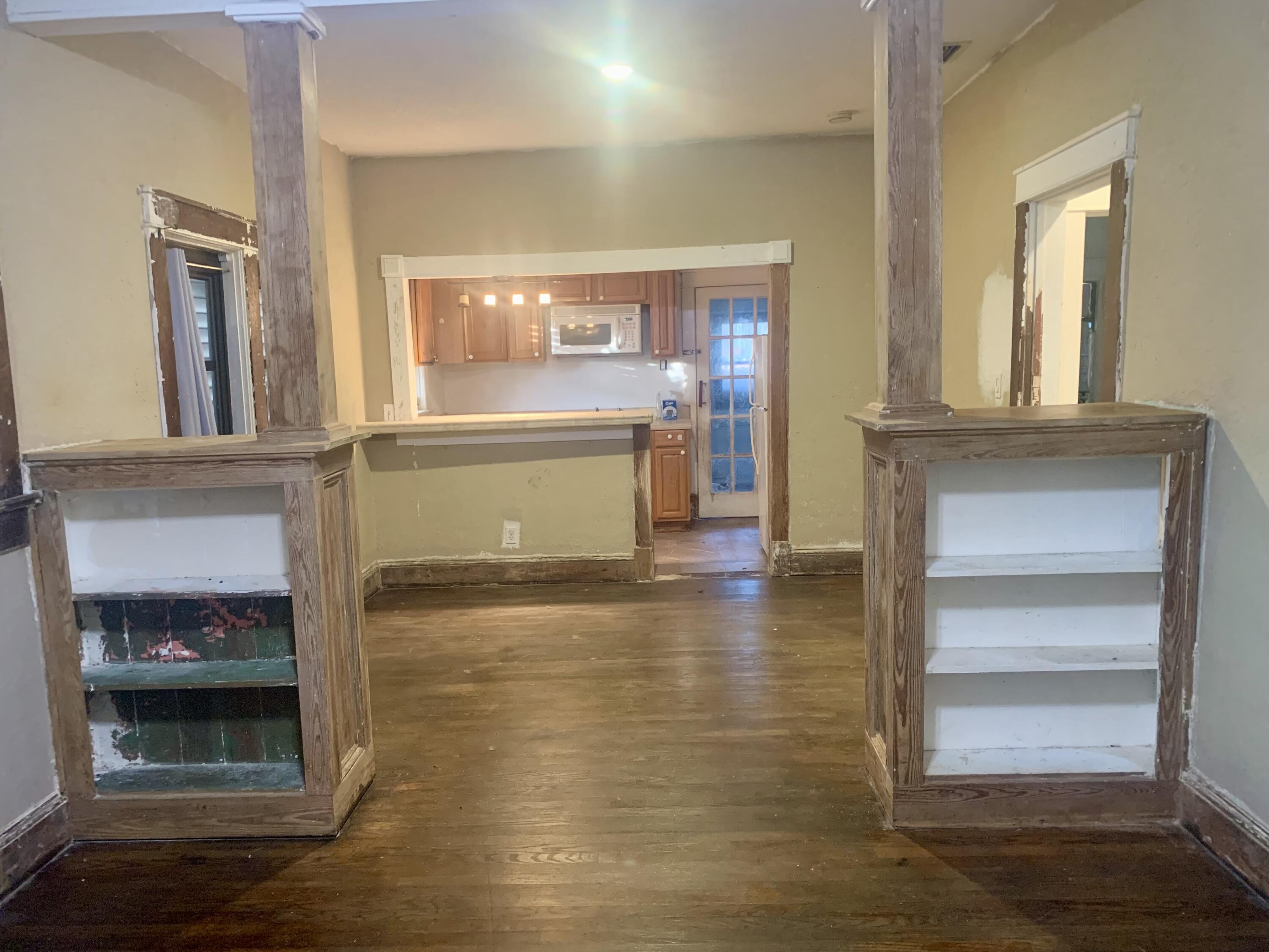 MLS #R11153729 image #1