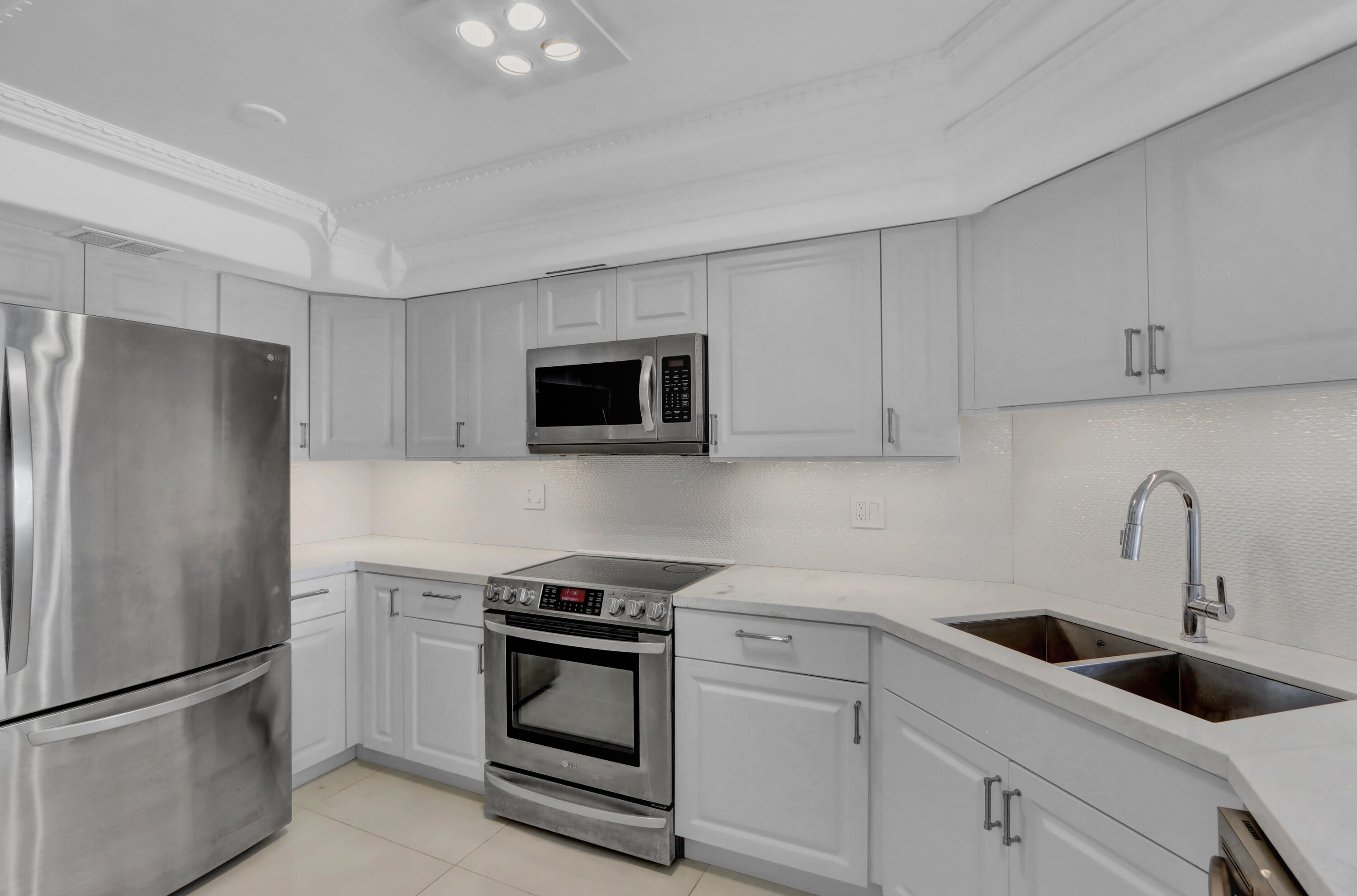 MLS #R11153795 image #12