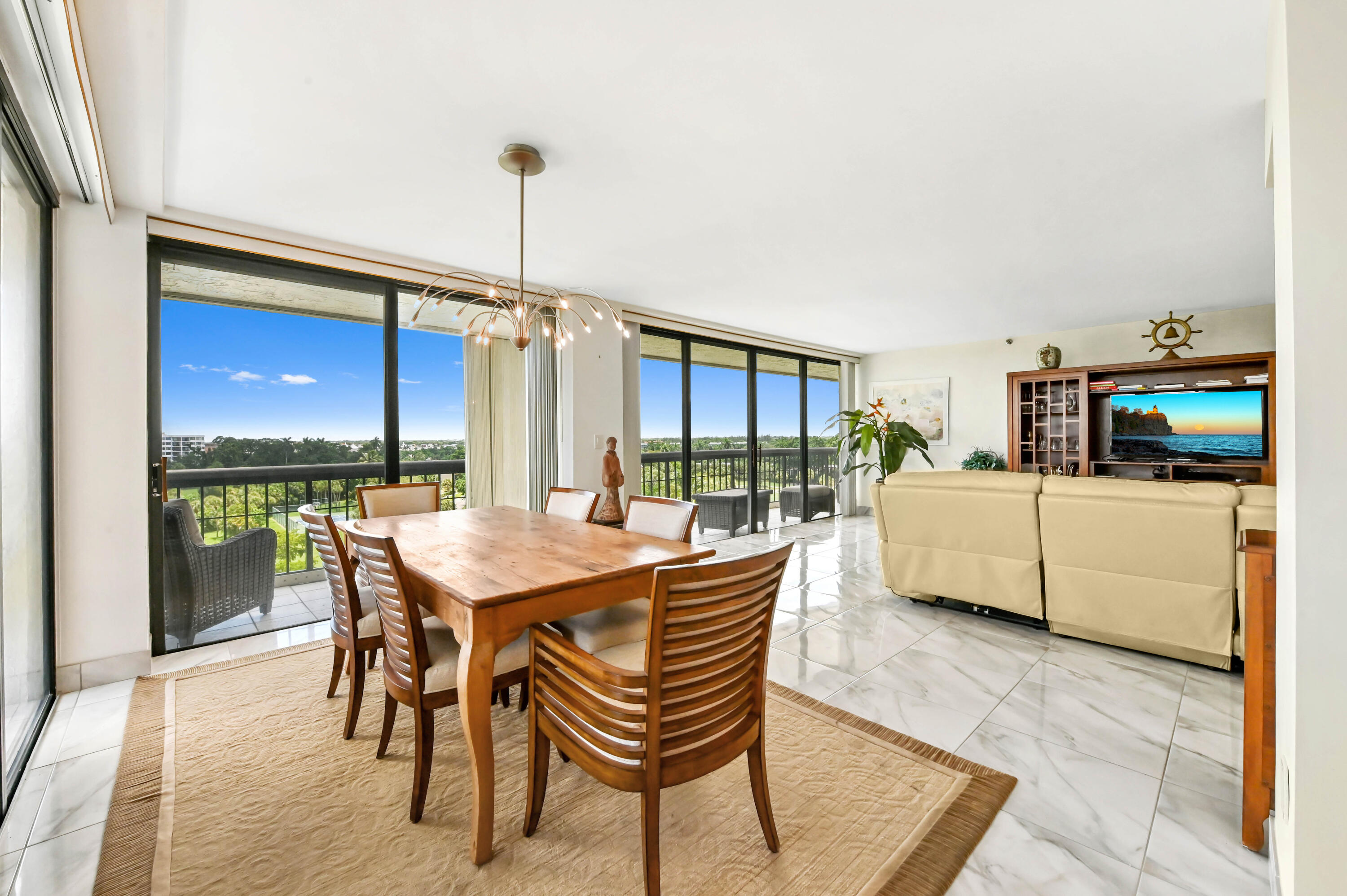 MLS #R11153820 image #10