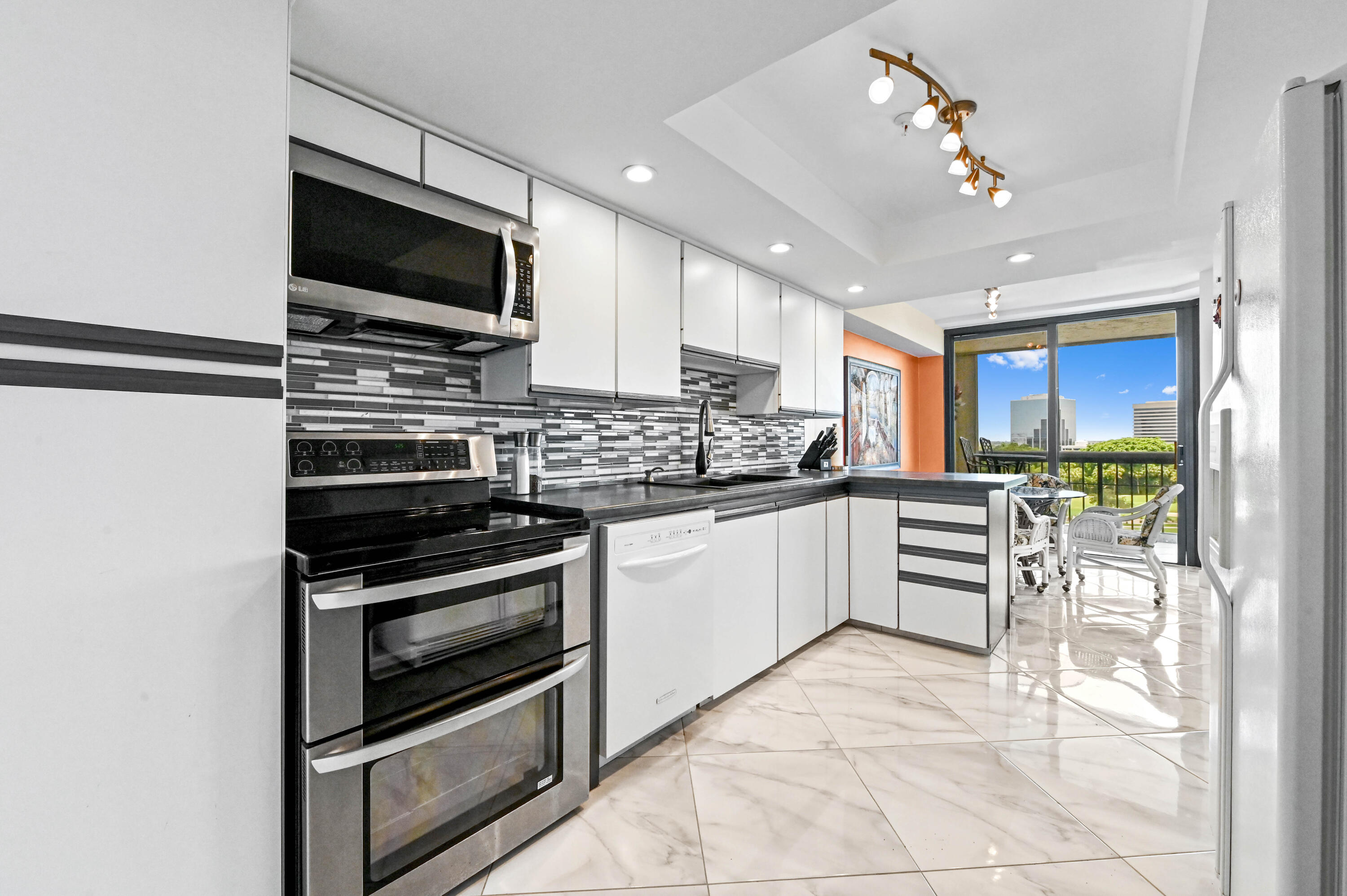 MLS #R11153820 image #14