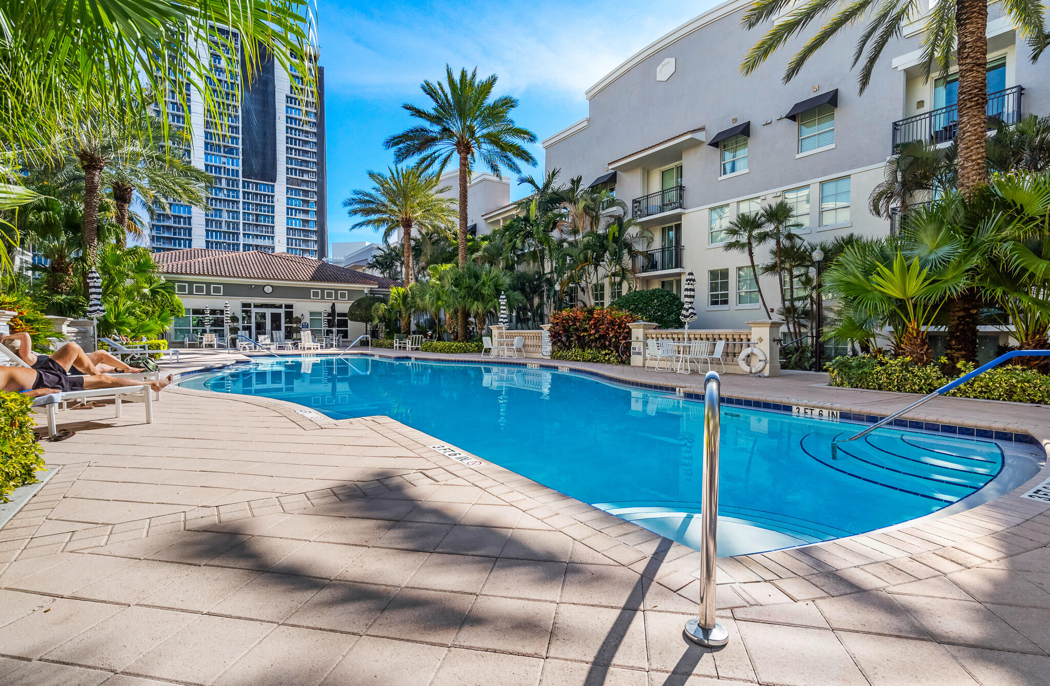 MLS #R11153832 image #24