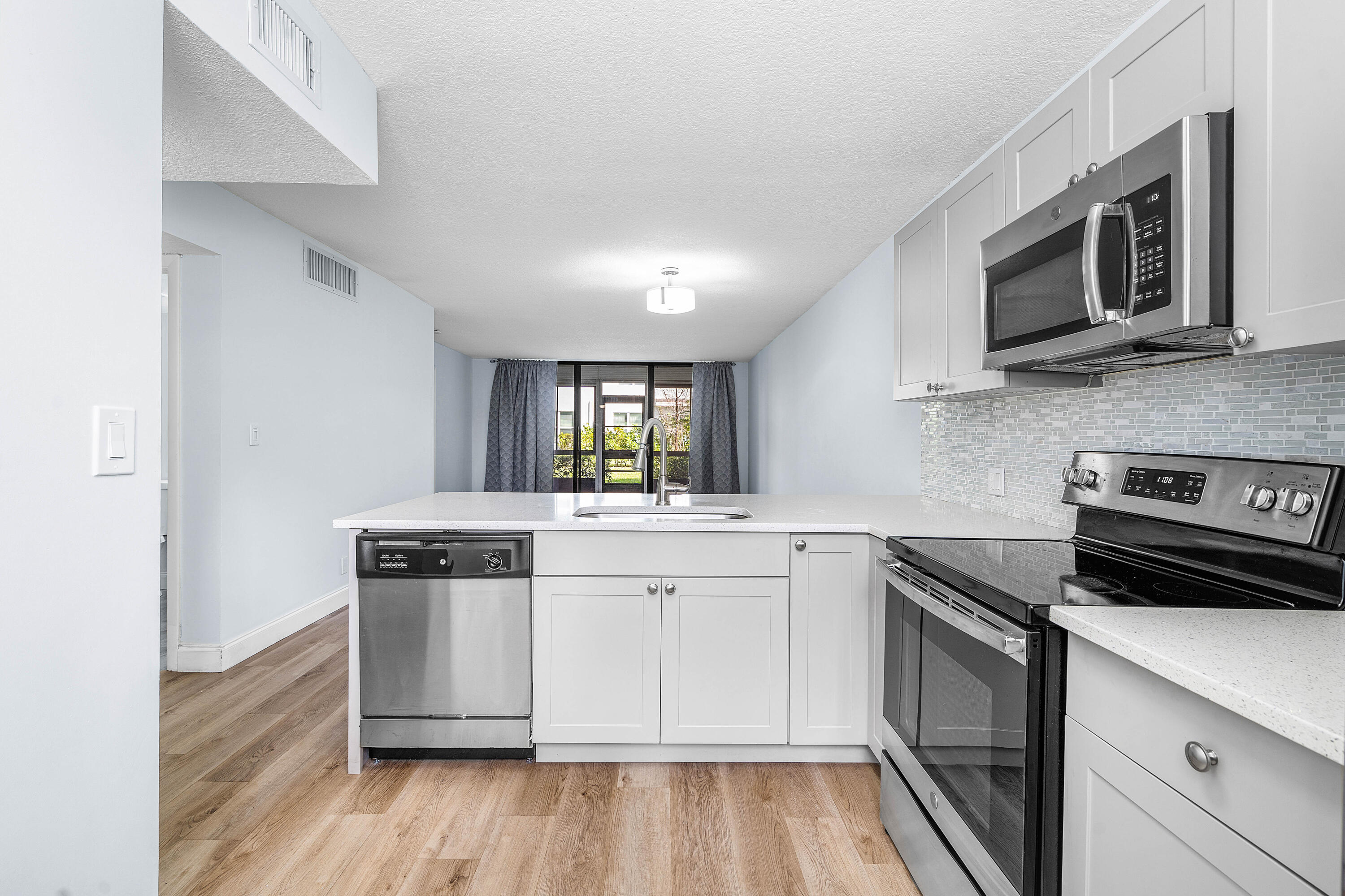 MLS #R11153846 image #10