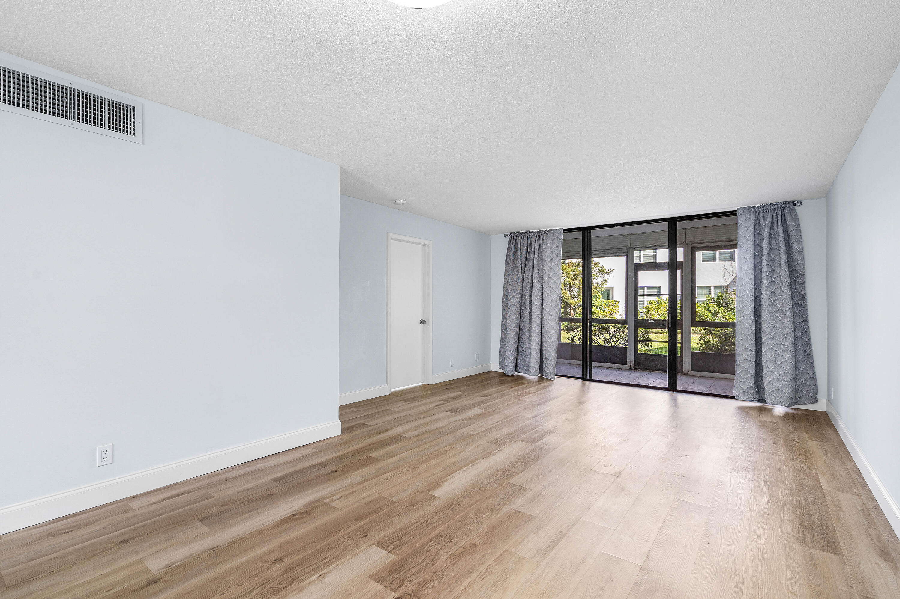 MLS #R11153846 image #12