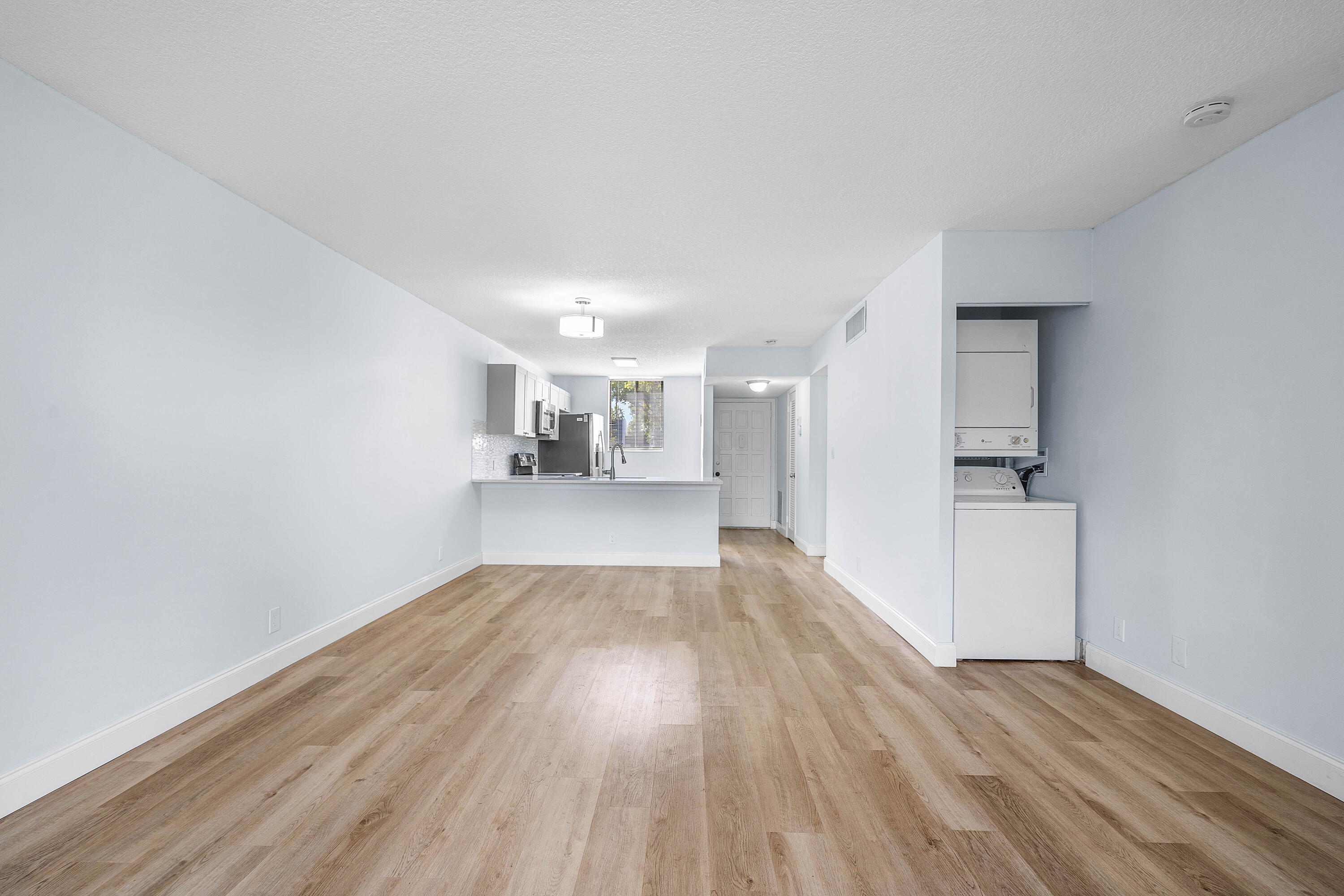 MLS #R11153846 image #8