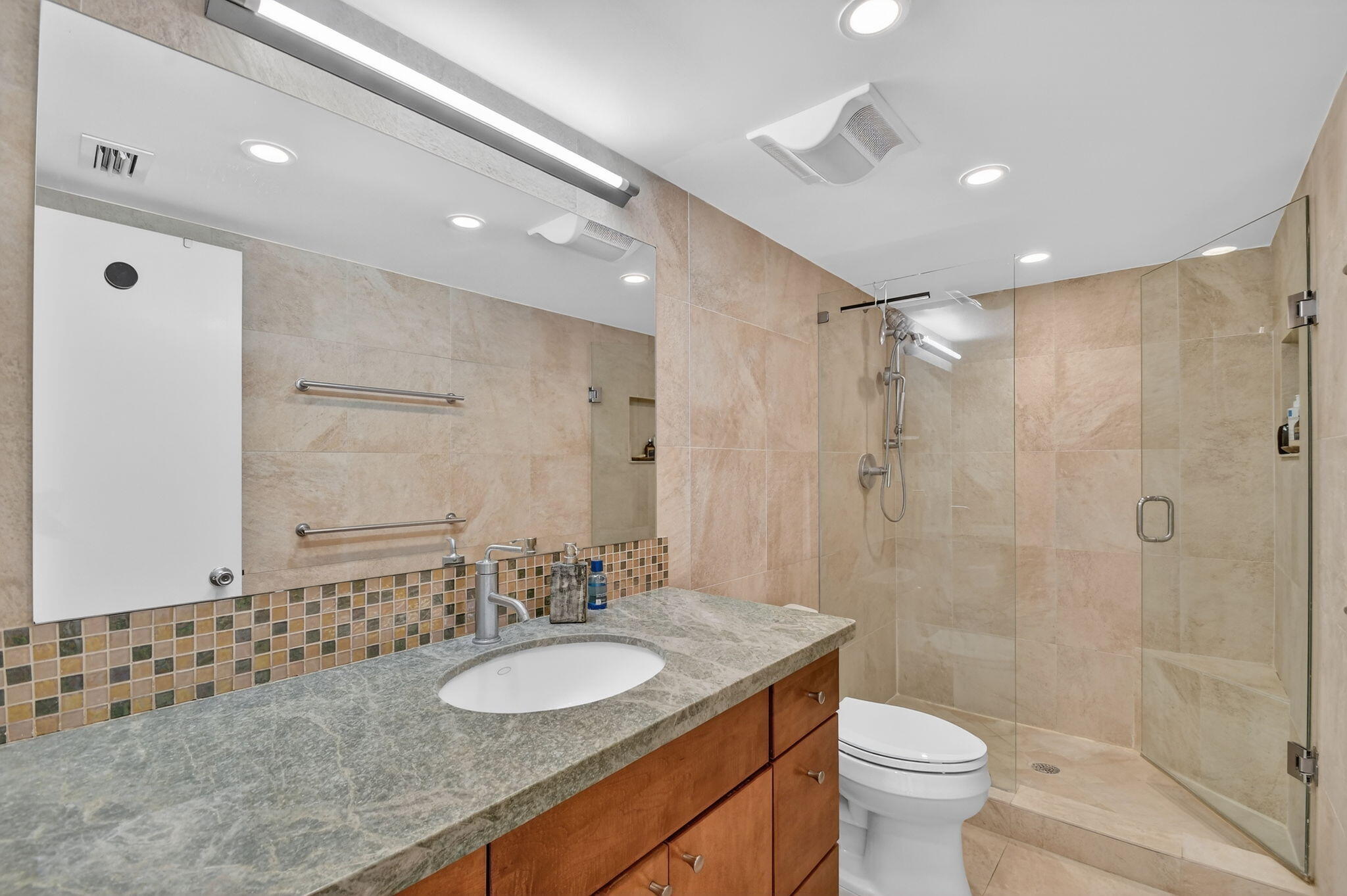 MLS #R11153873 image #24