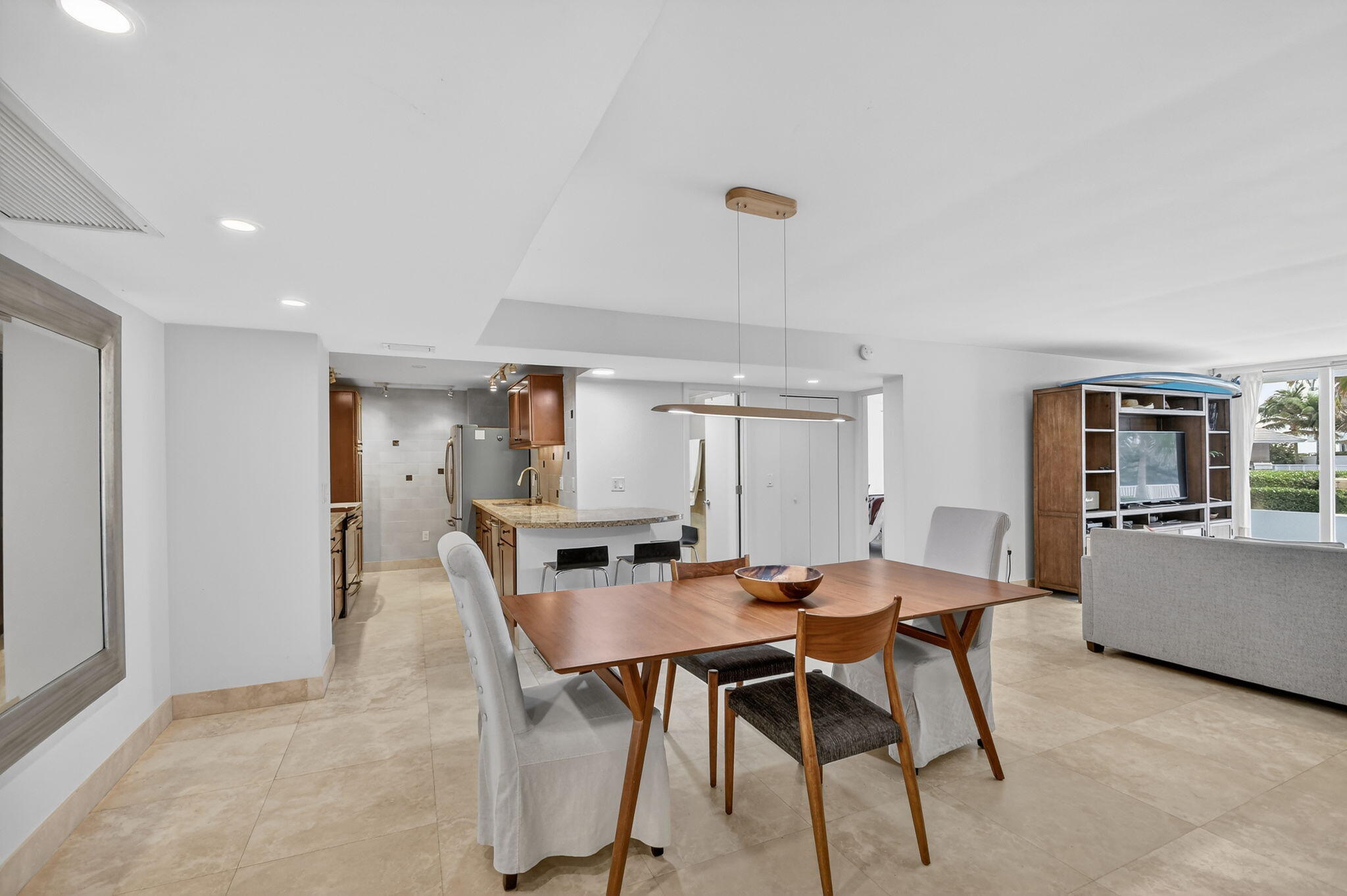 MLS #R11153873 image #6