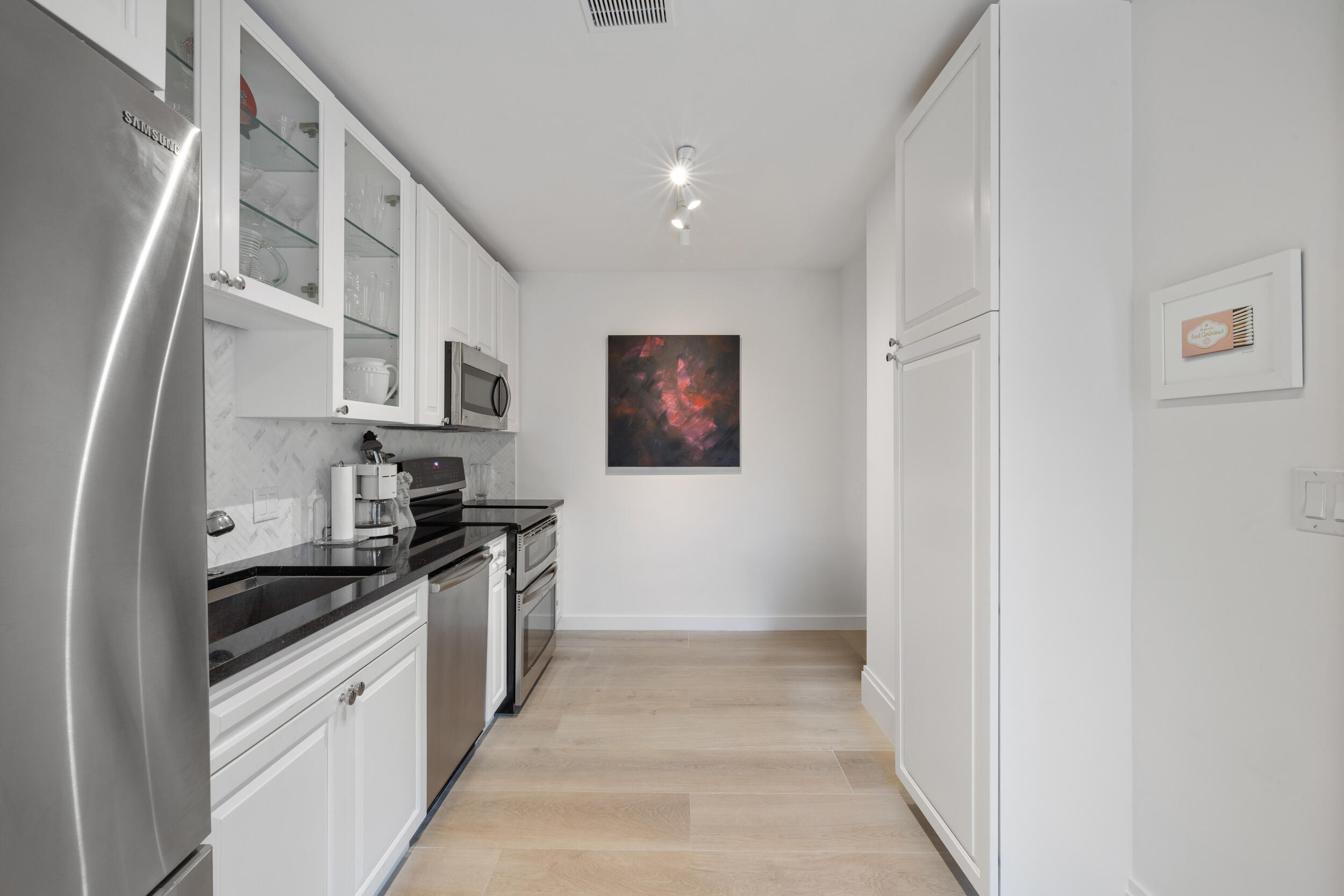 MLS #R11153906 image #30