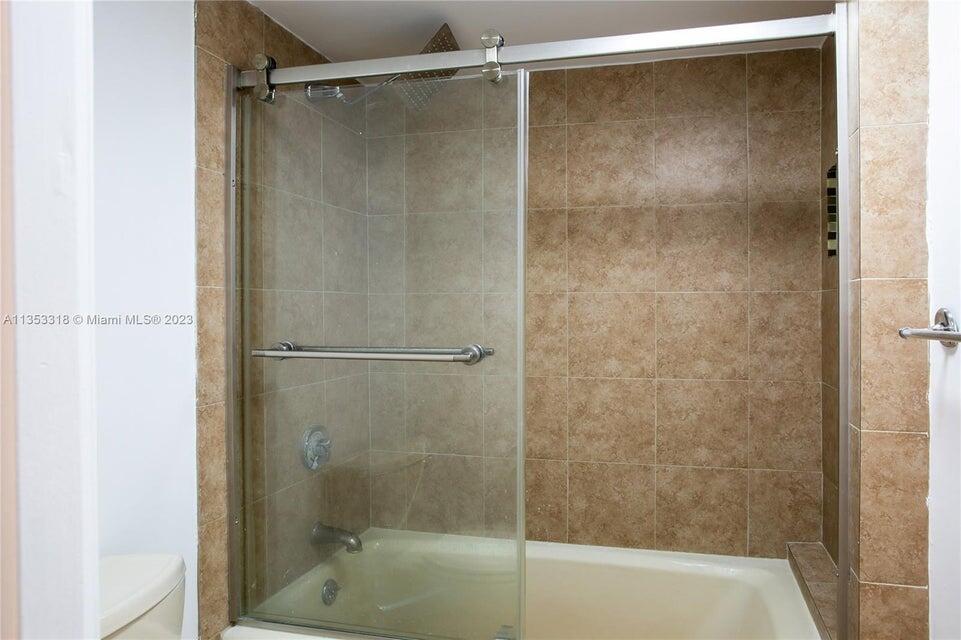 MLS #R11153940 image #15