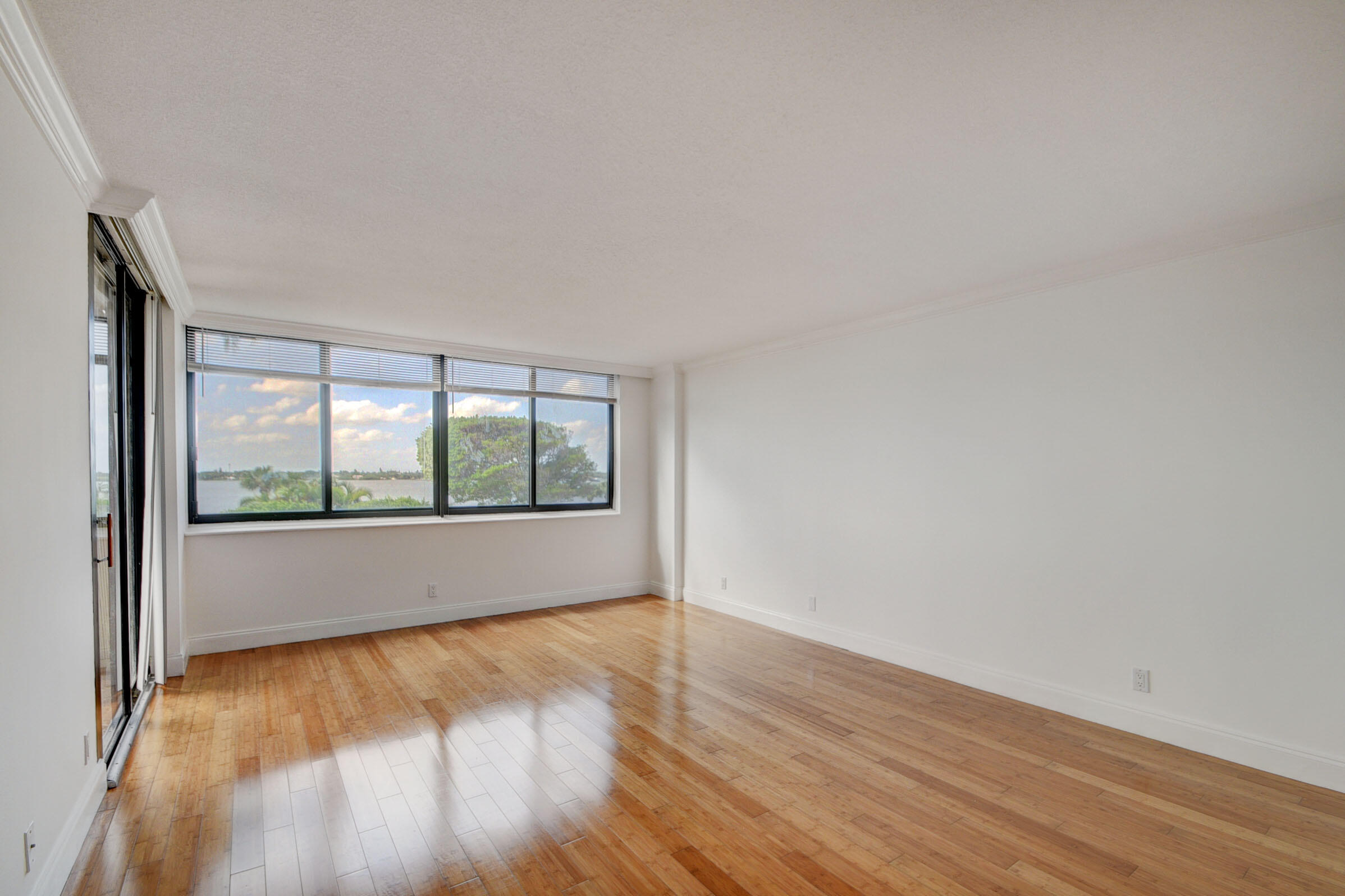 MLS #R11153949 image #15