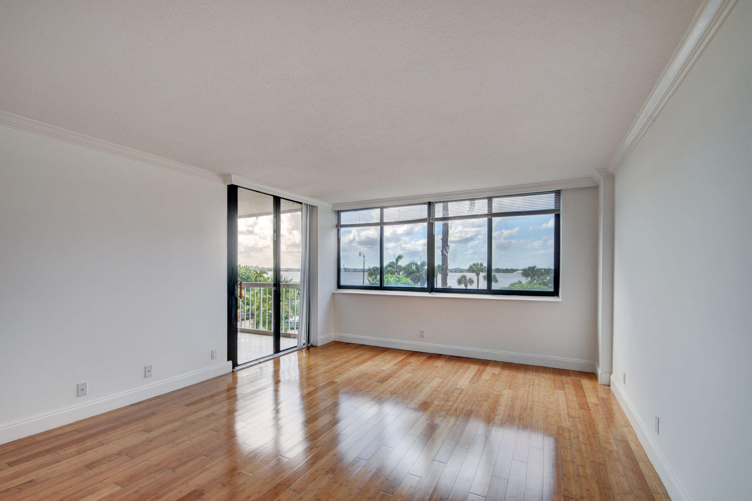 MLS #R11153949 image #16