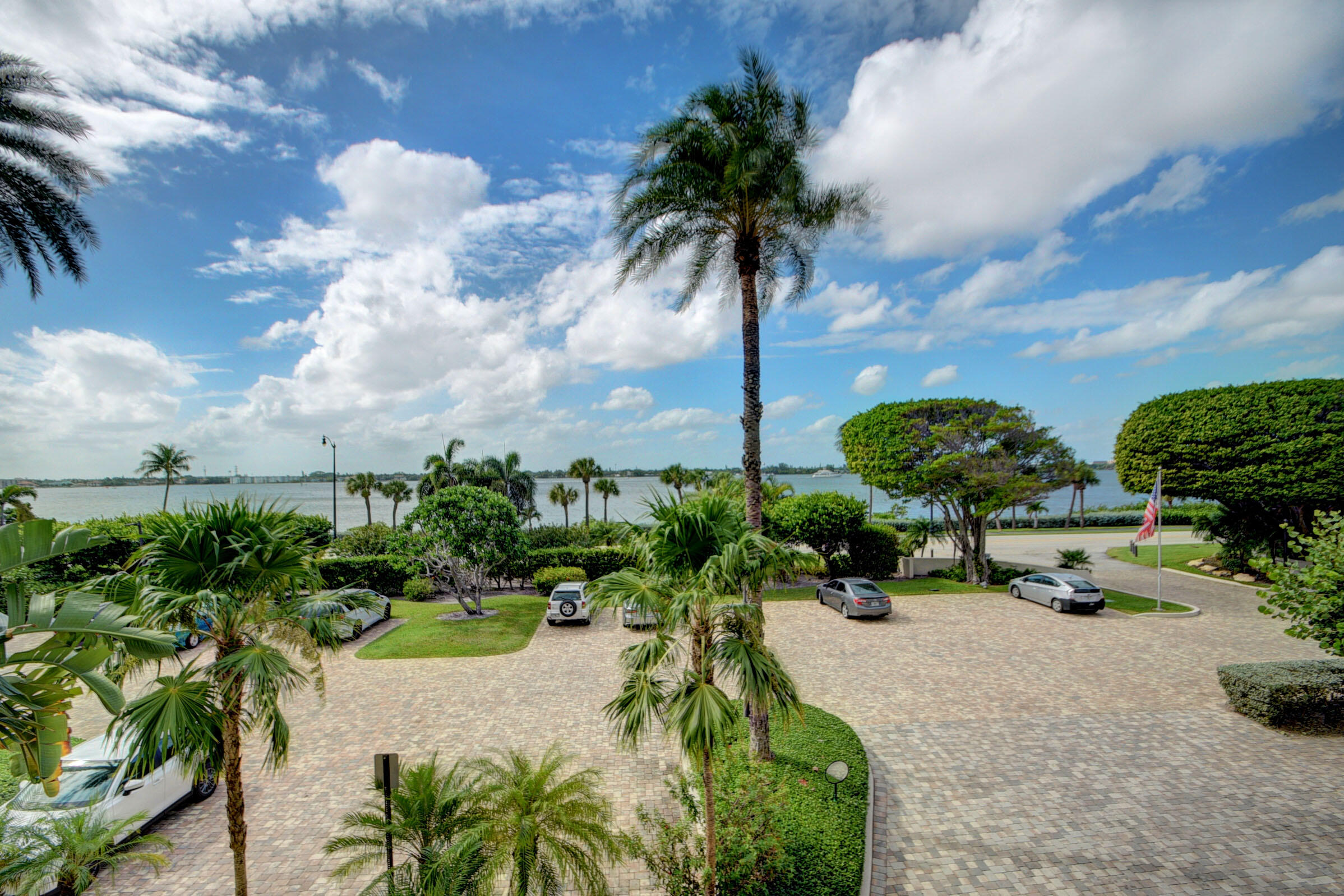 MLS #R11153949 image #21