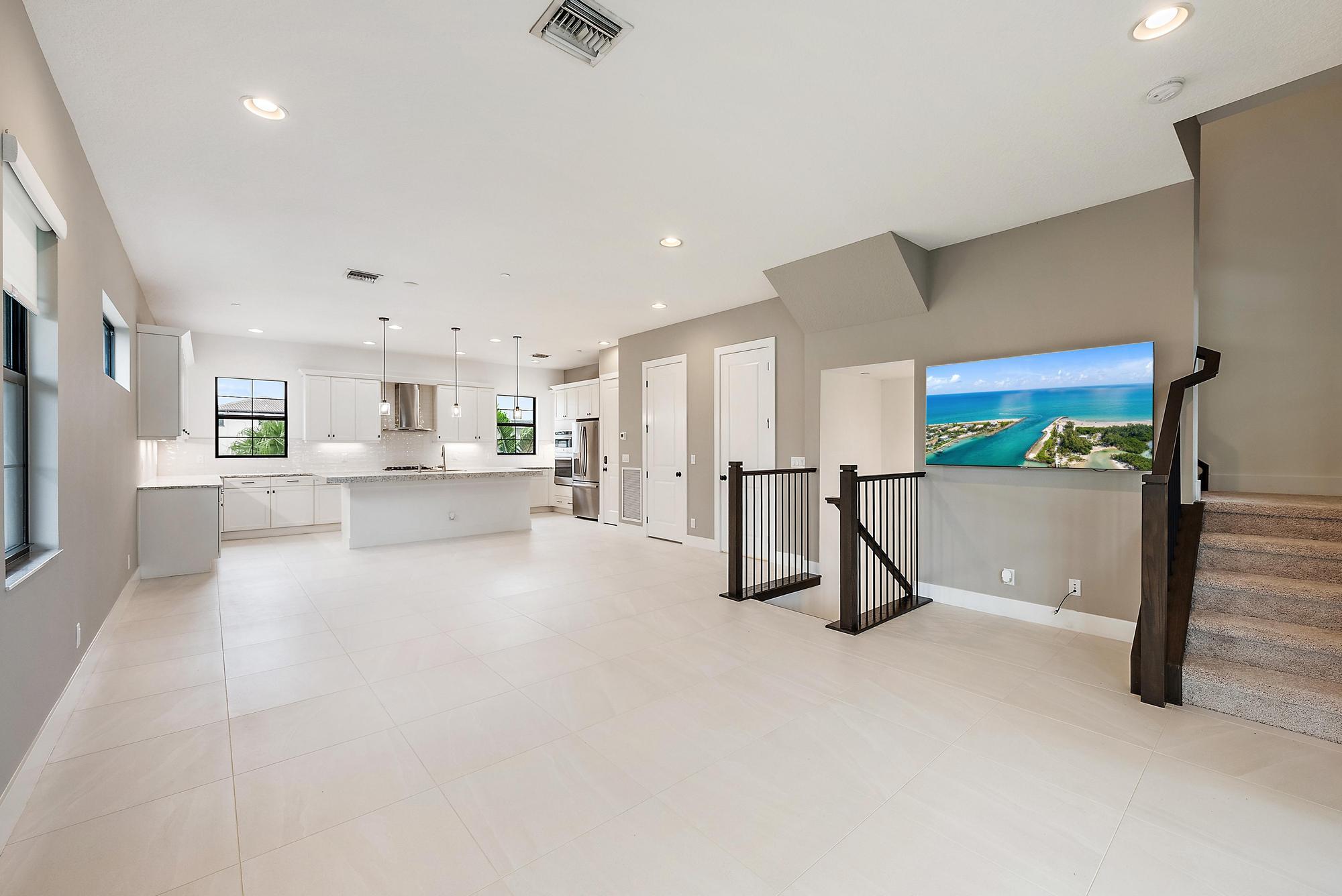 MLS #R11154124 image #7