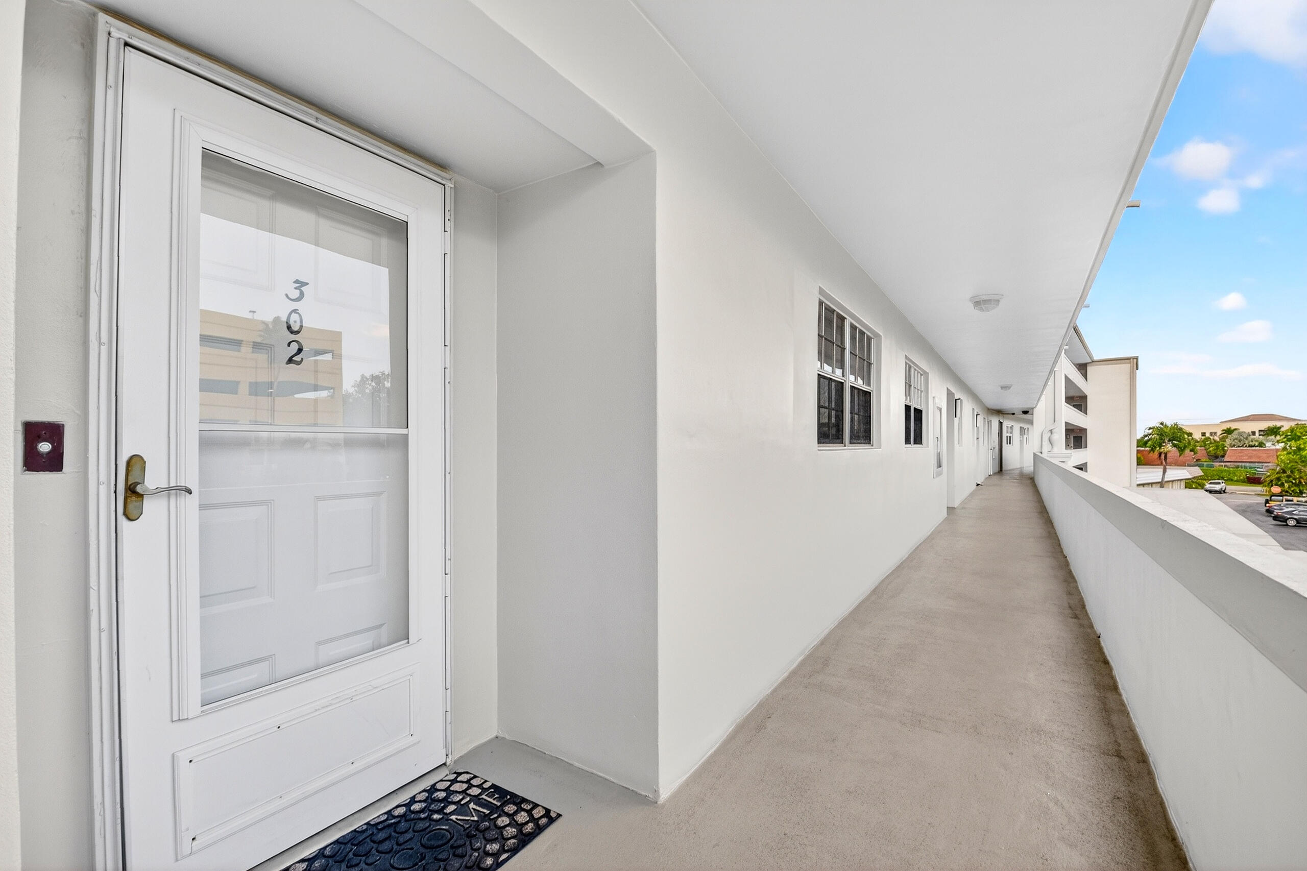 MLS #R11154152 image #1