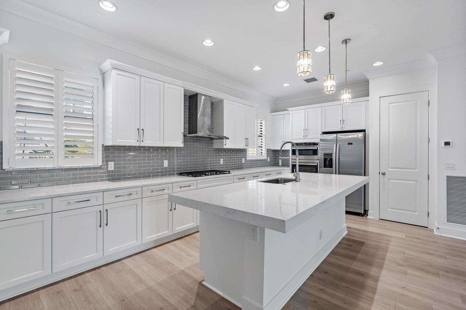 MLS #R11154158 image #1