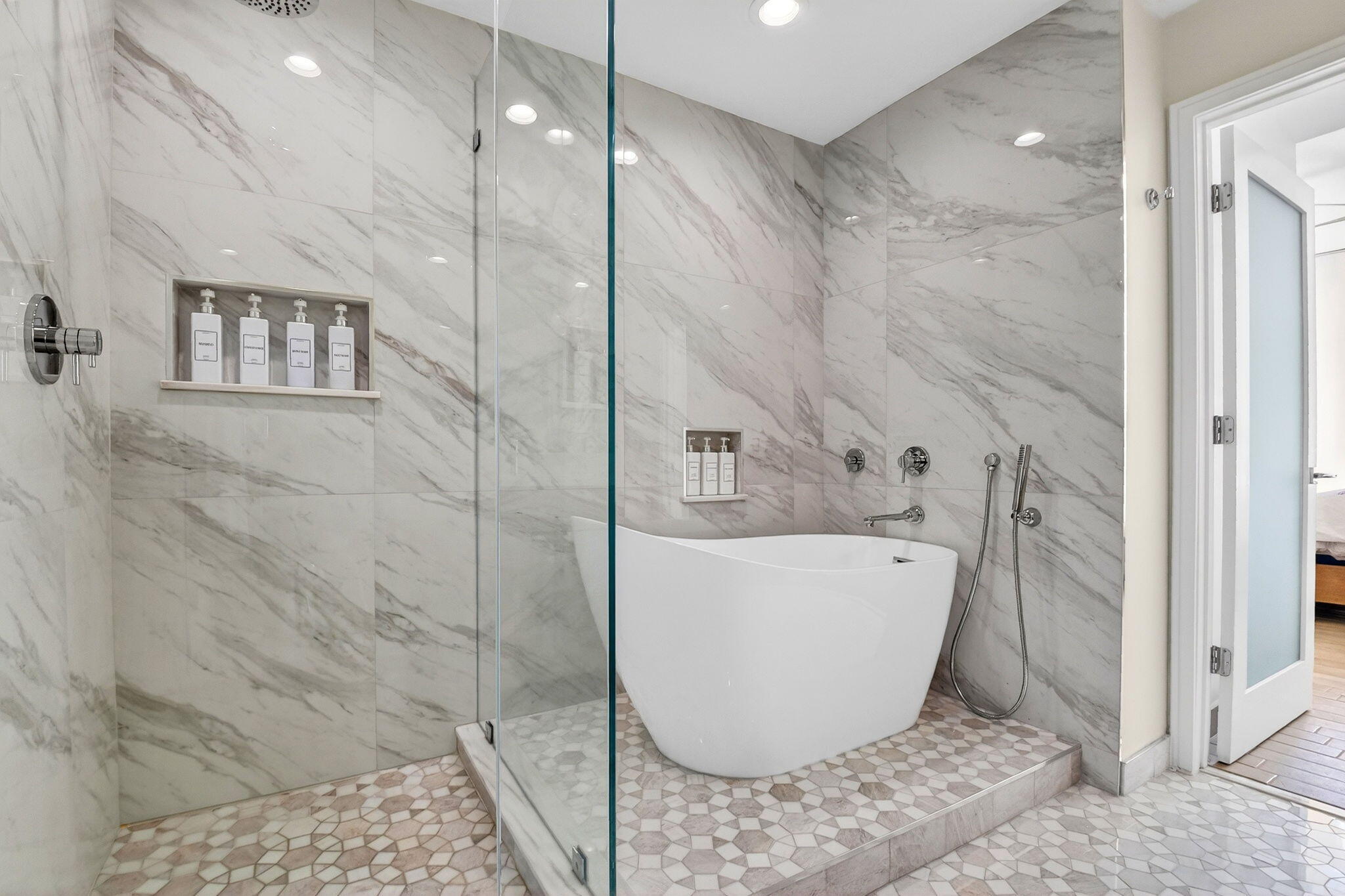 MLS #R11154169 image #16