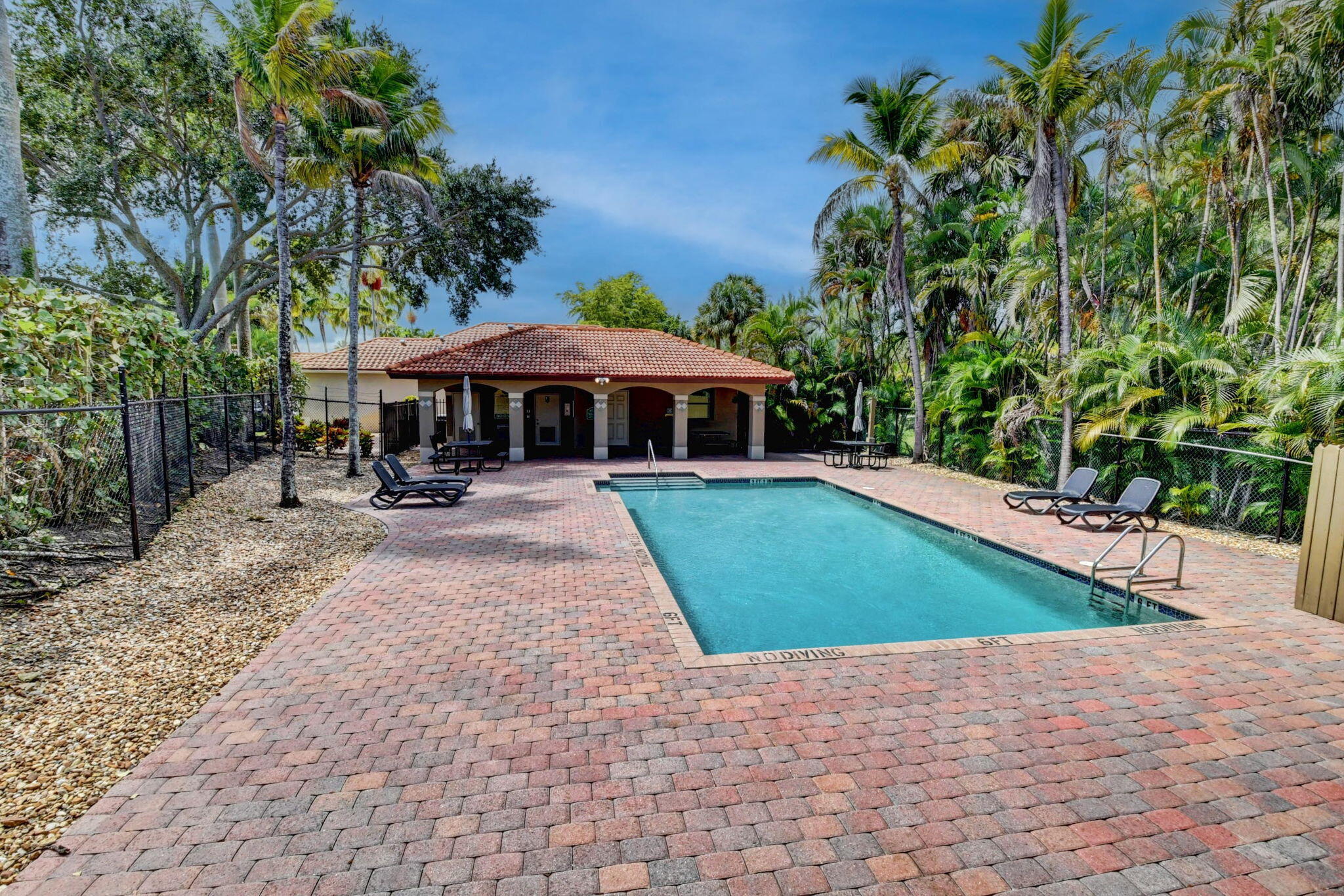 MLS #R11154170 image #45