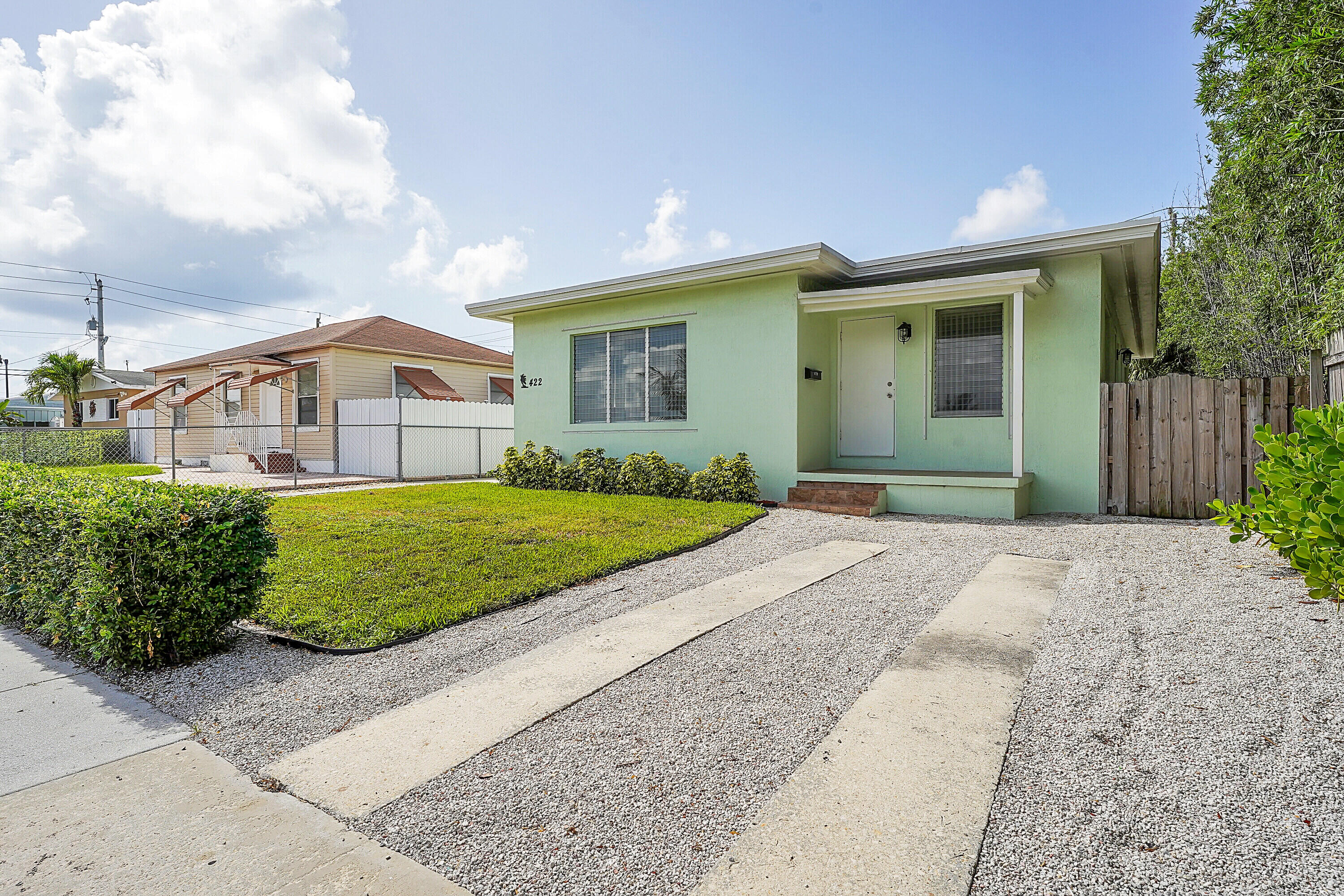 MLS #R11154180 image #0