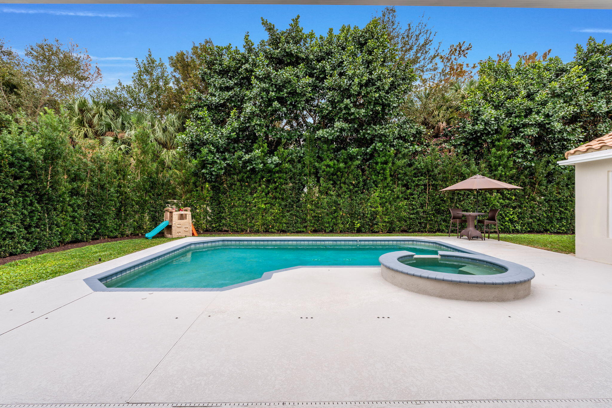 MLS #R11154226 image #50