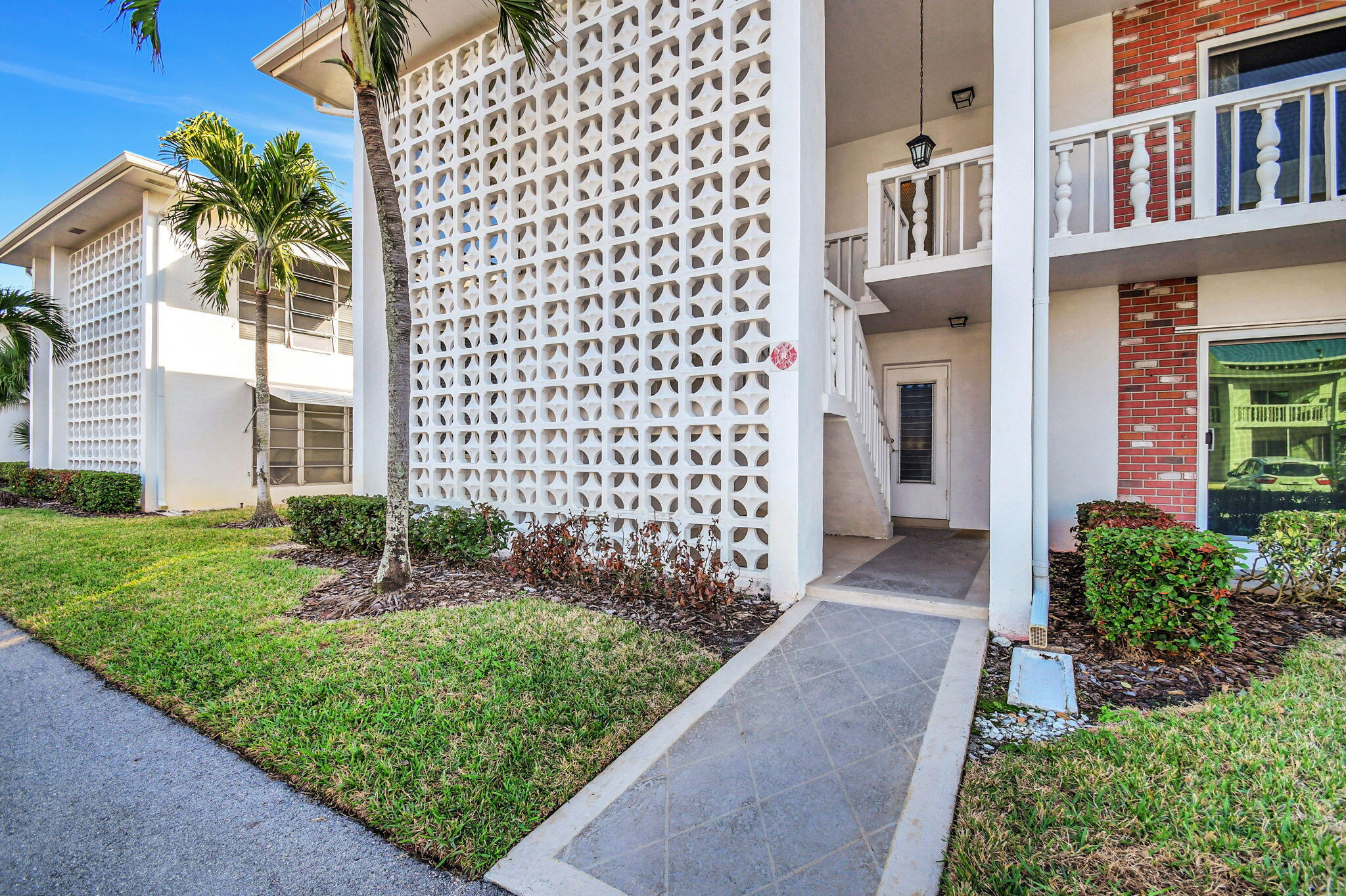 MLS #R11154343 image #2