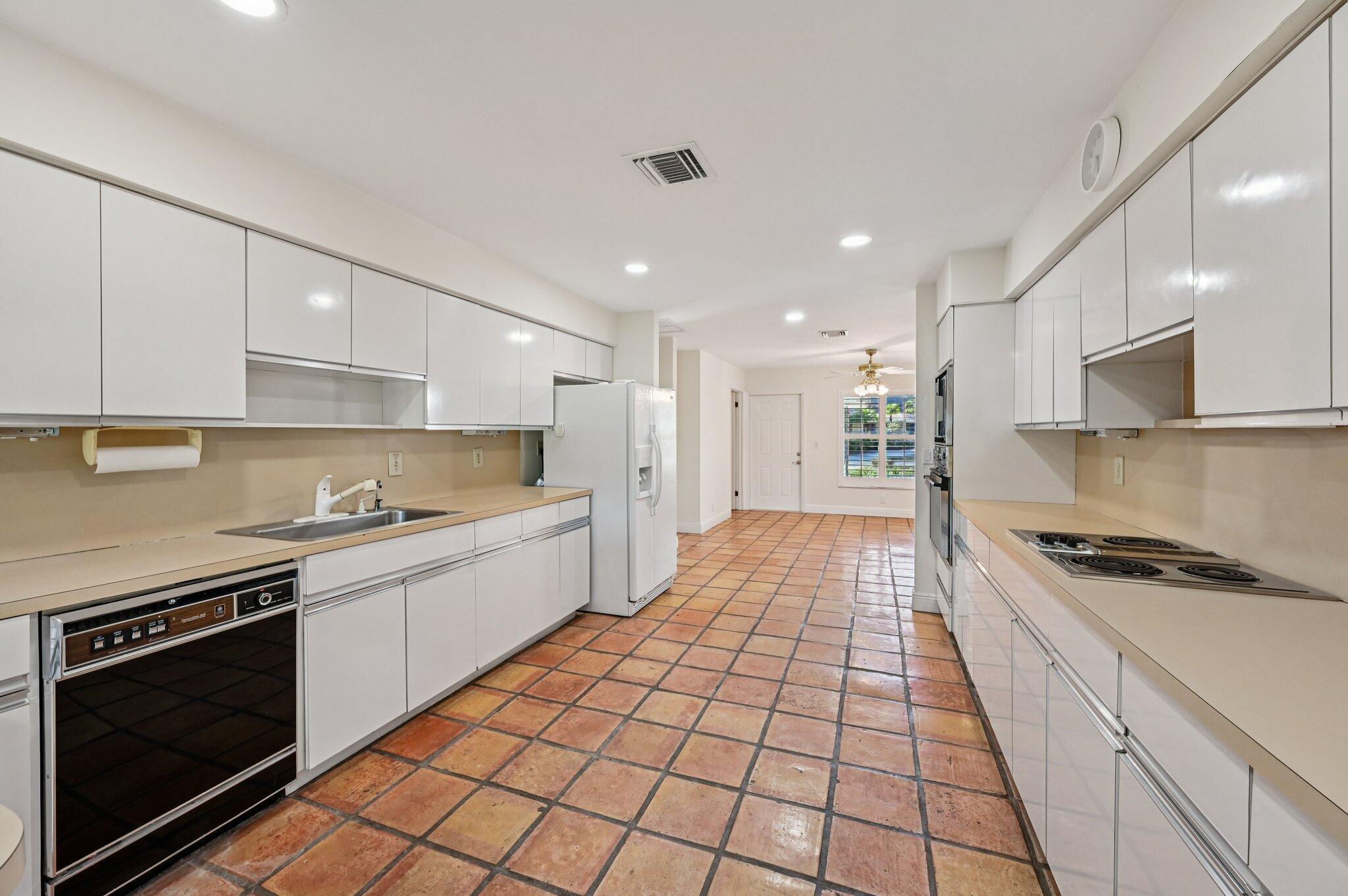 MLS #R11154364 image #10