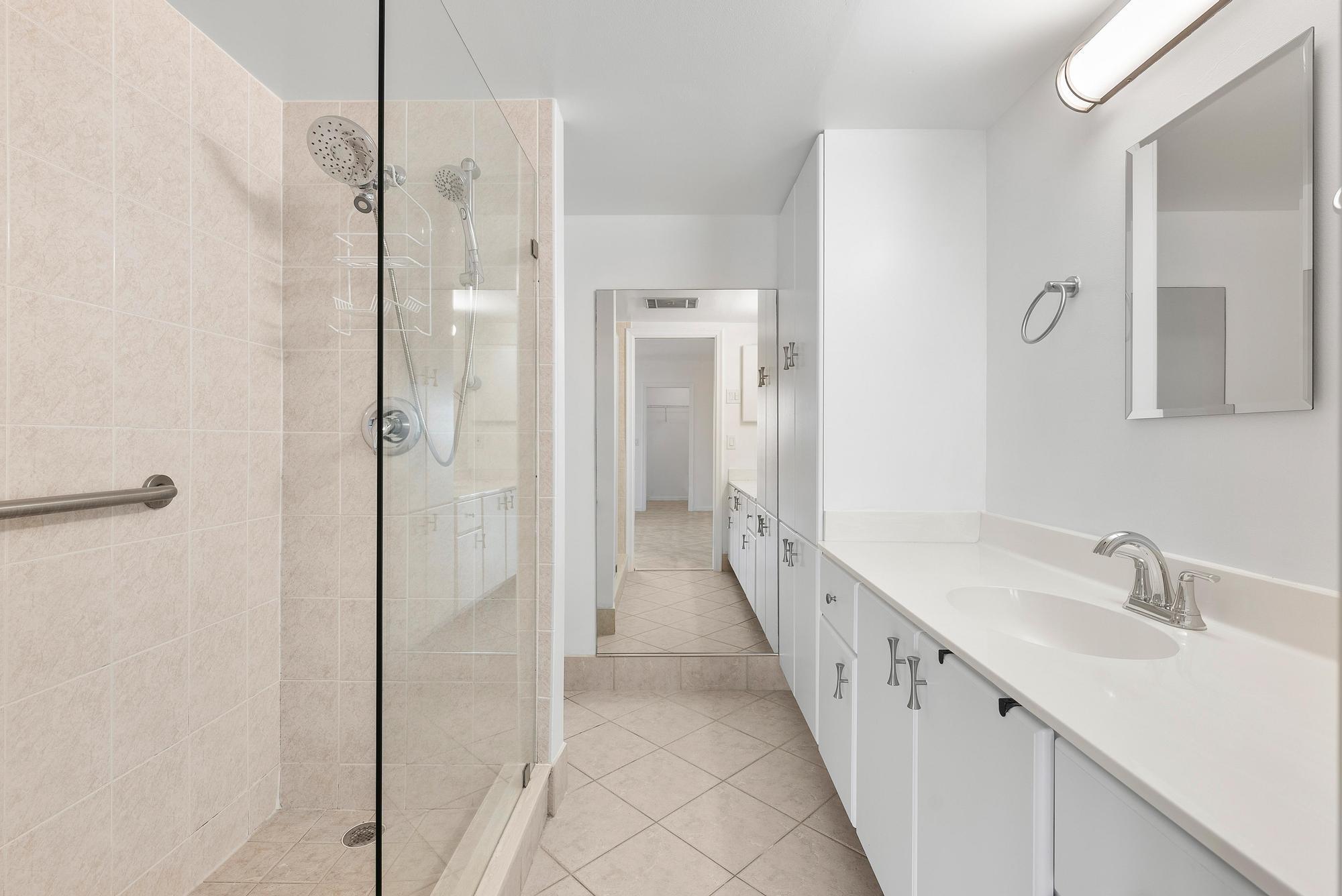 MLS #R11154385 image #11