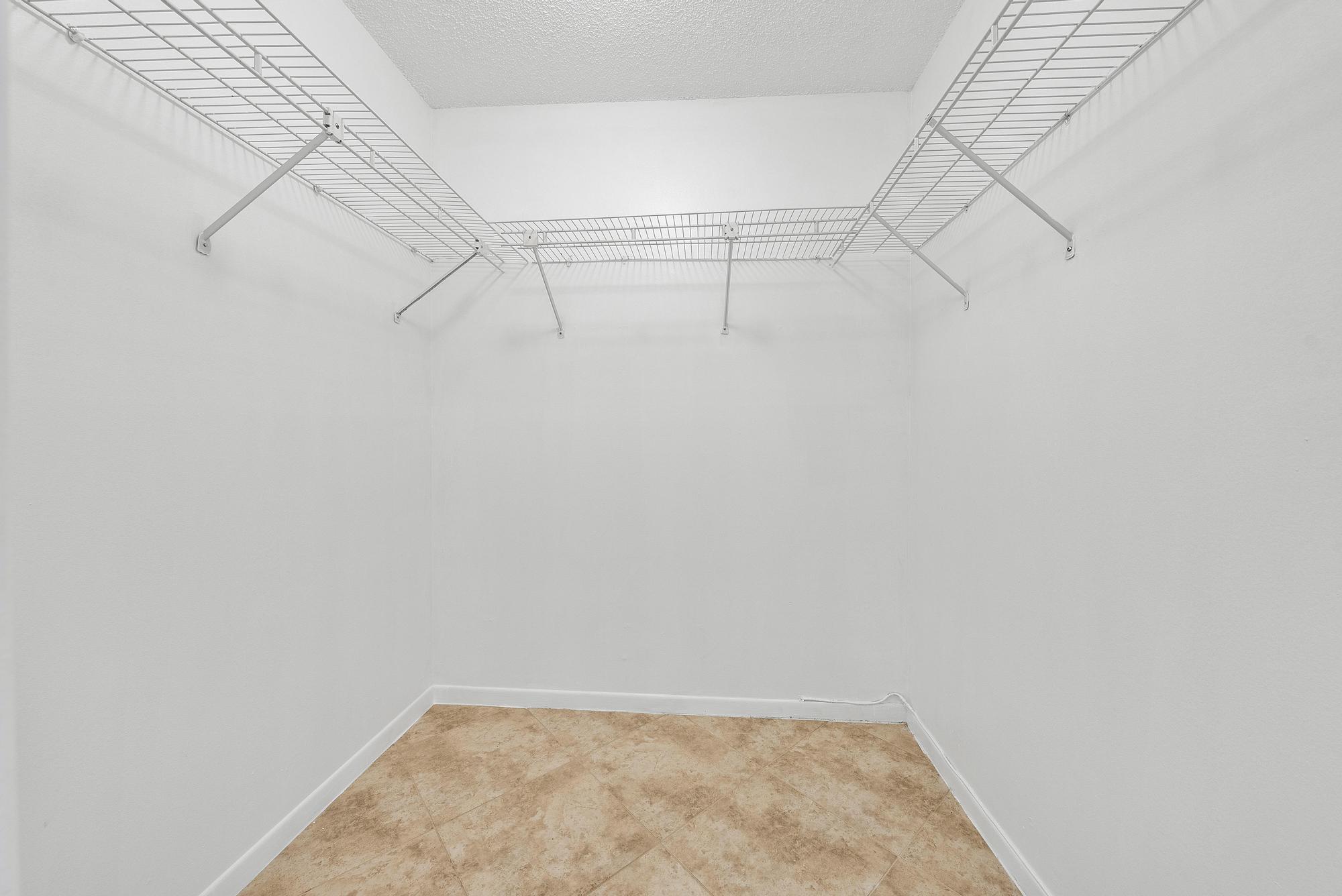 MLS #R11154385 image #13