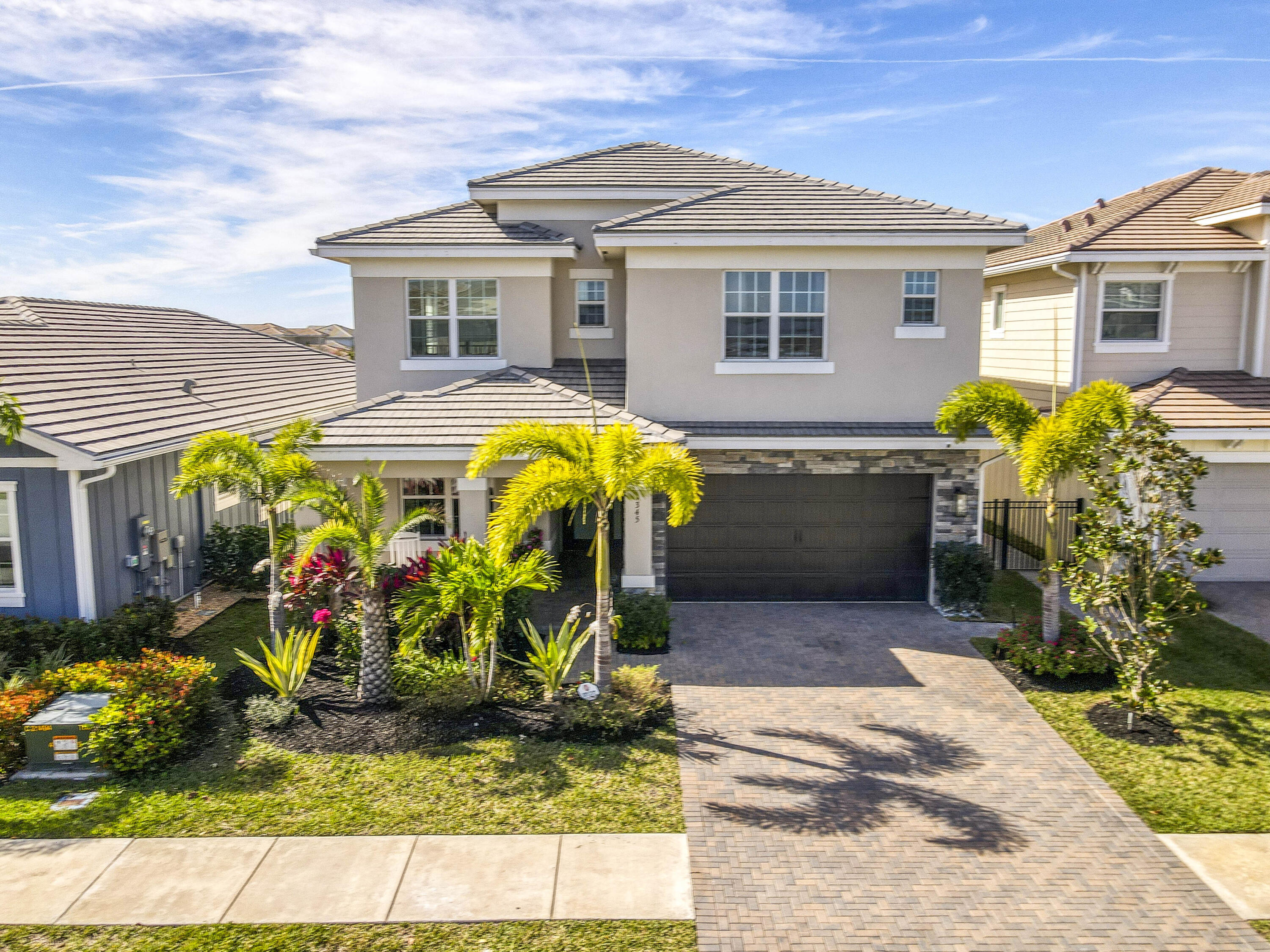 MLS #R11154394 image #1