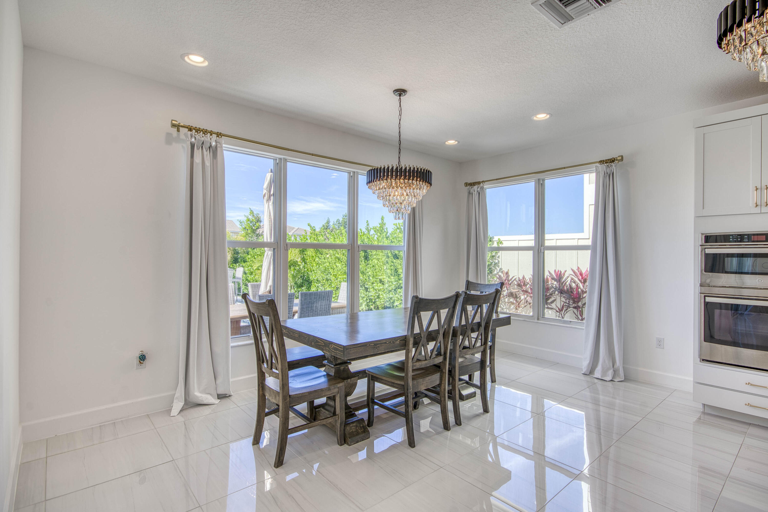 MLS #R11154394 image #16