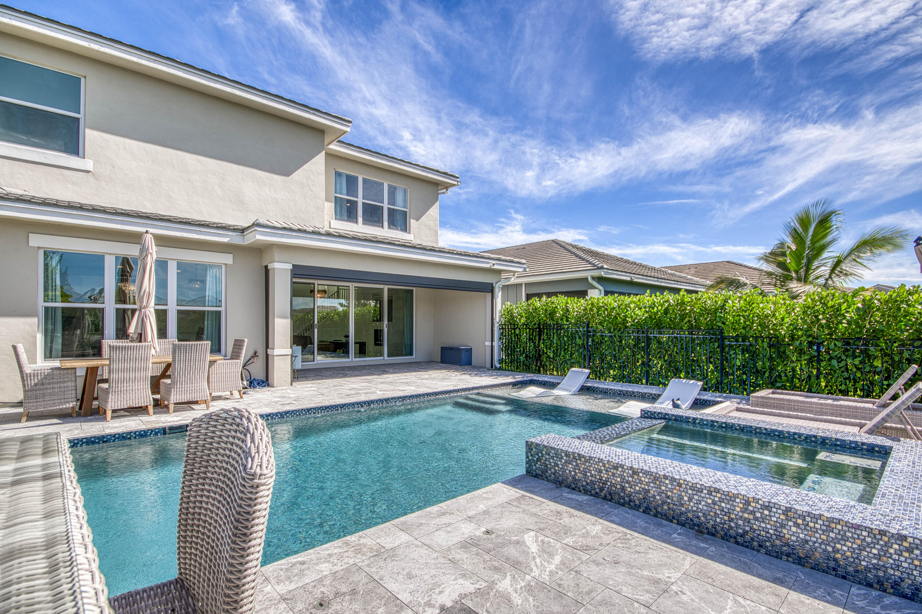 MLS #R11154394 image #47