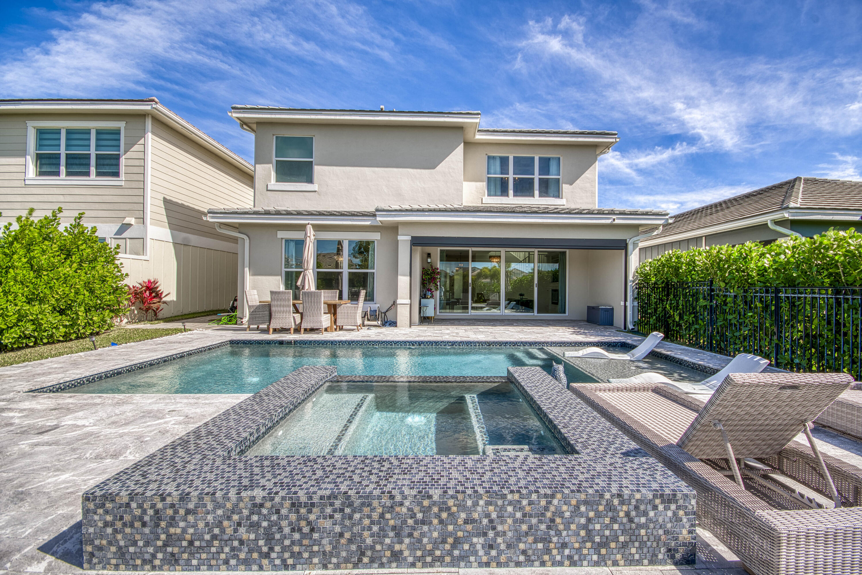 MLS #R11154394 image #48