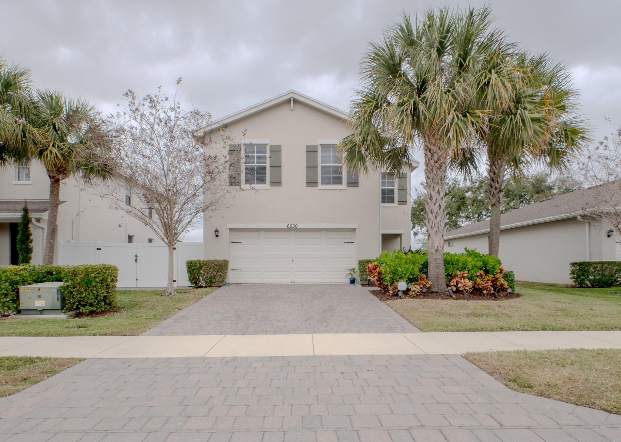 MLS #R11154396 image #0