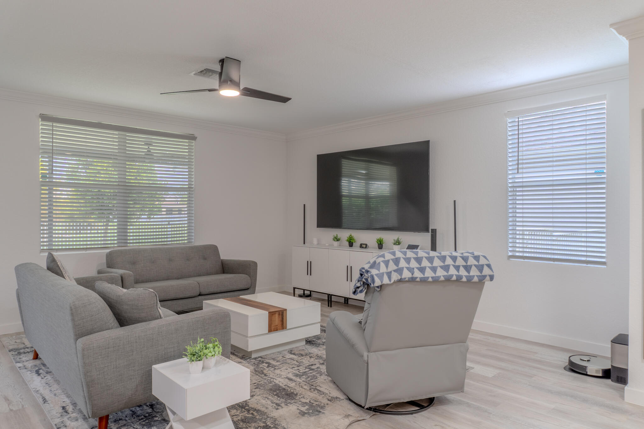 MLS #R11154396 image #2