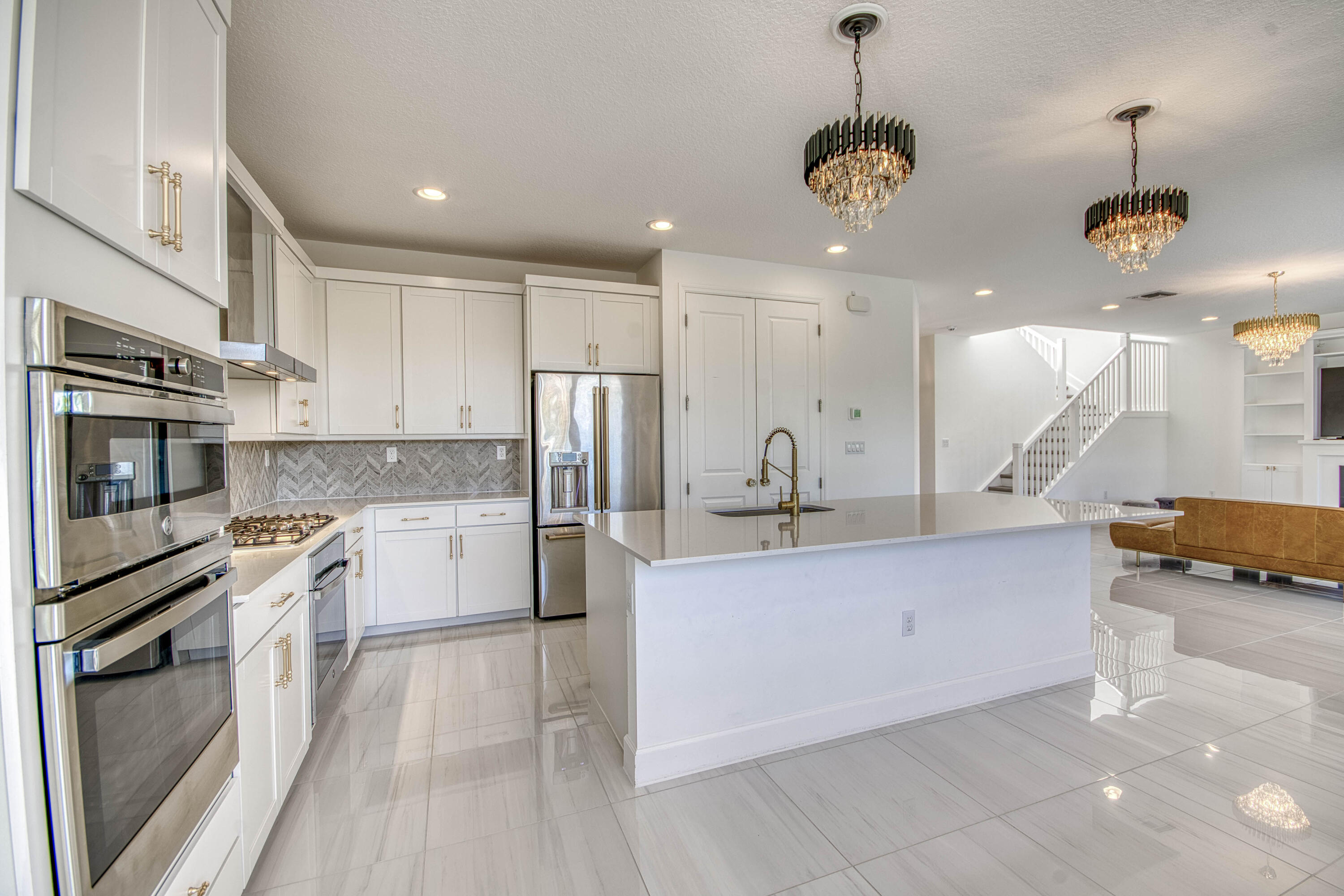 MLS #R11154394 image #19