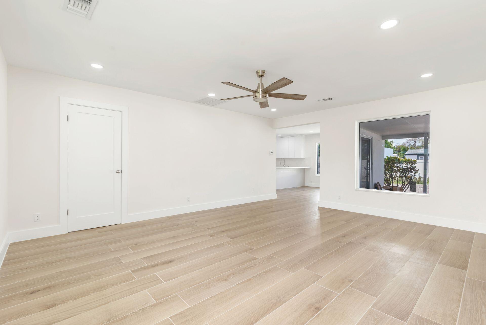 MLS #R11154560 image #2