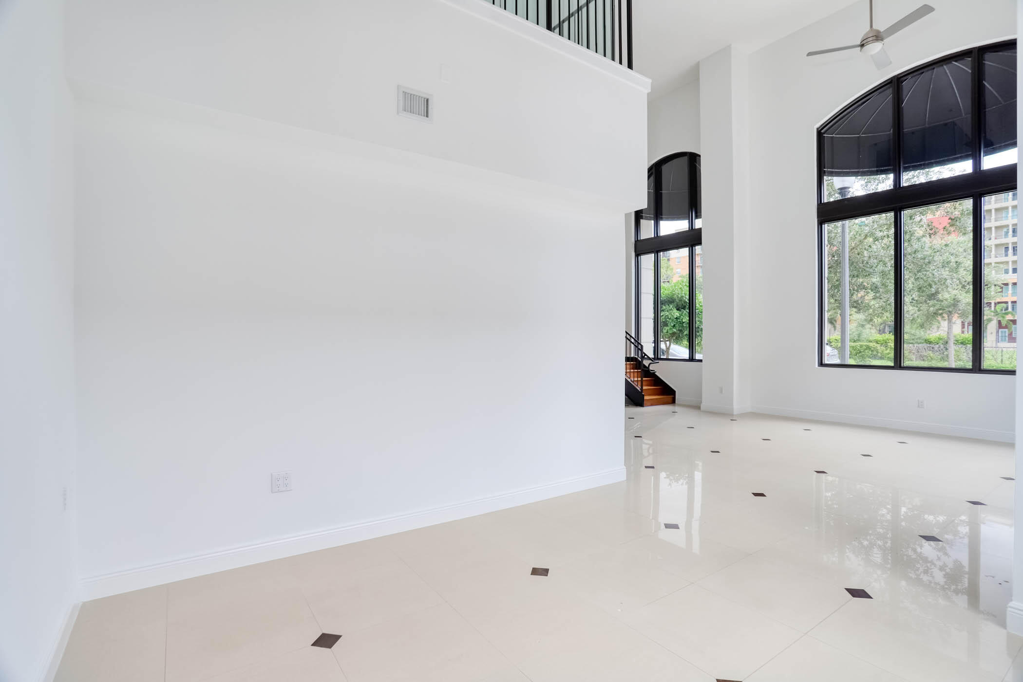 MLS #R11154590 image #23