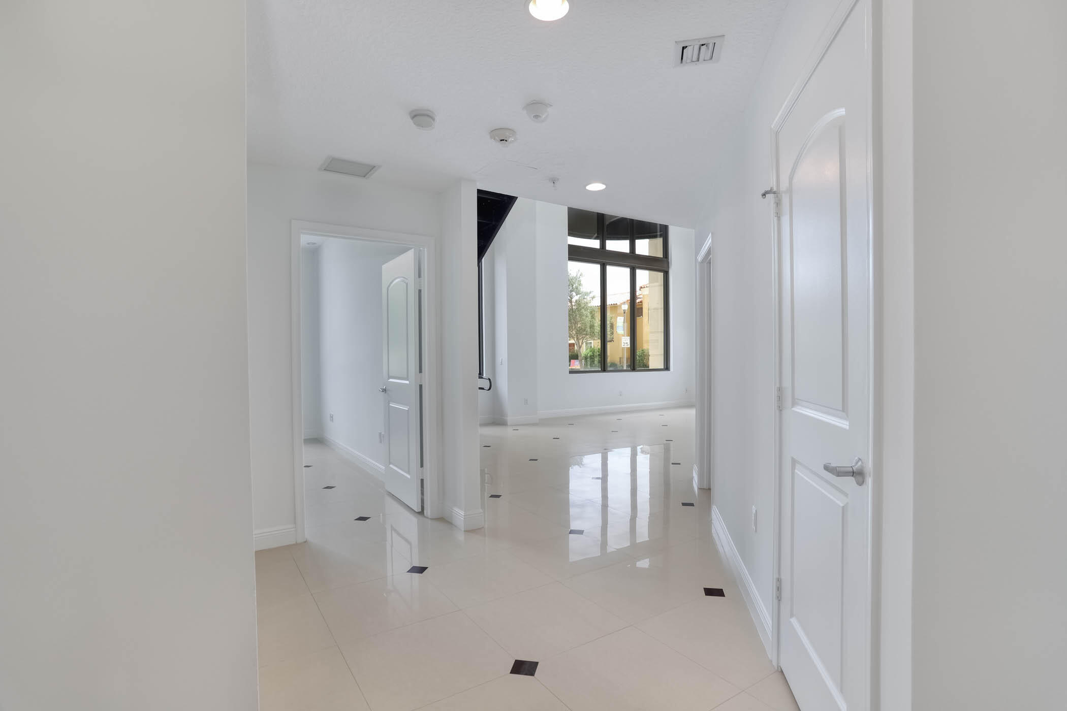 MLS #R11154590 image #3