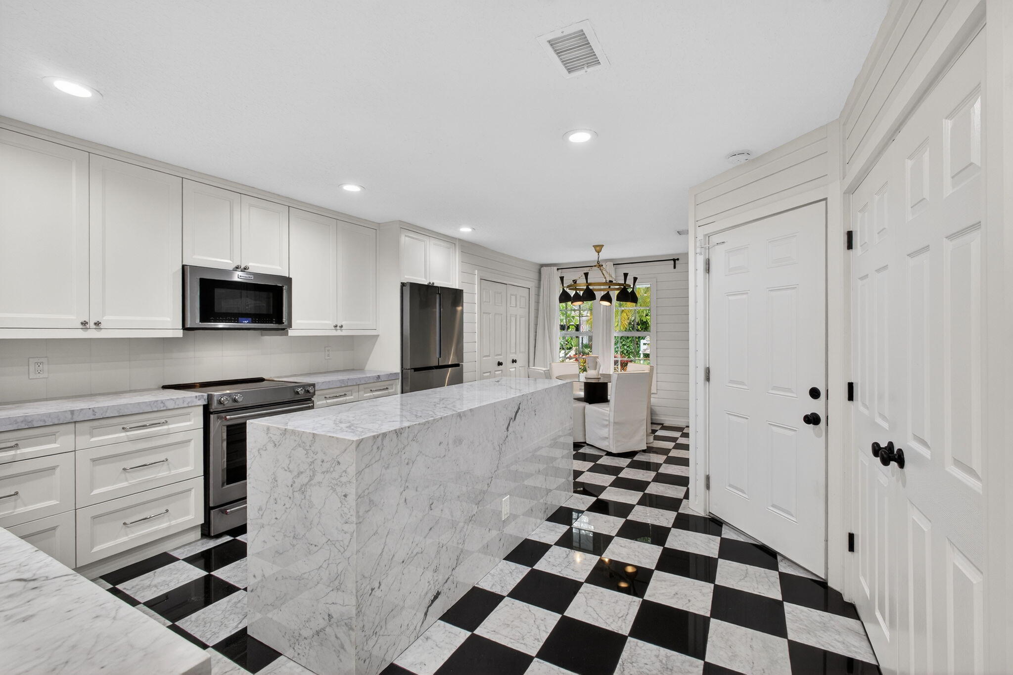 MLS #R11154701 image #11