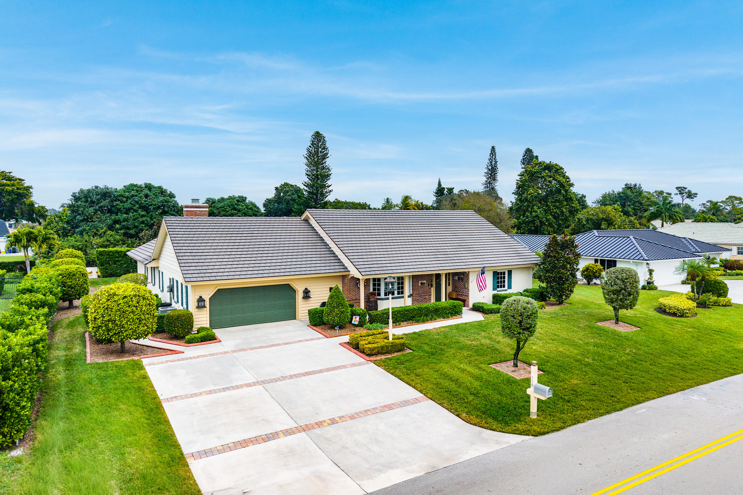 MLS #R11154878 image #0