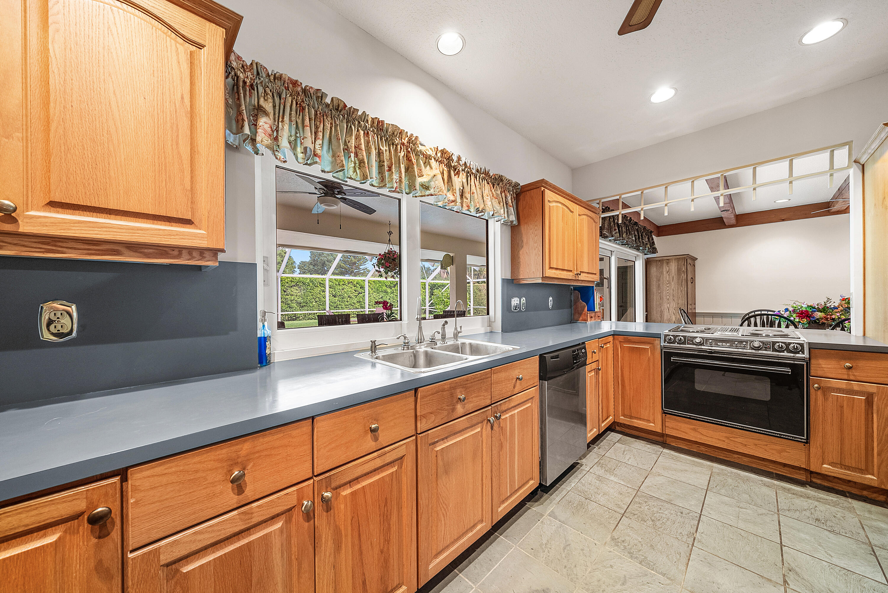 MLS #R11154878 image #15