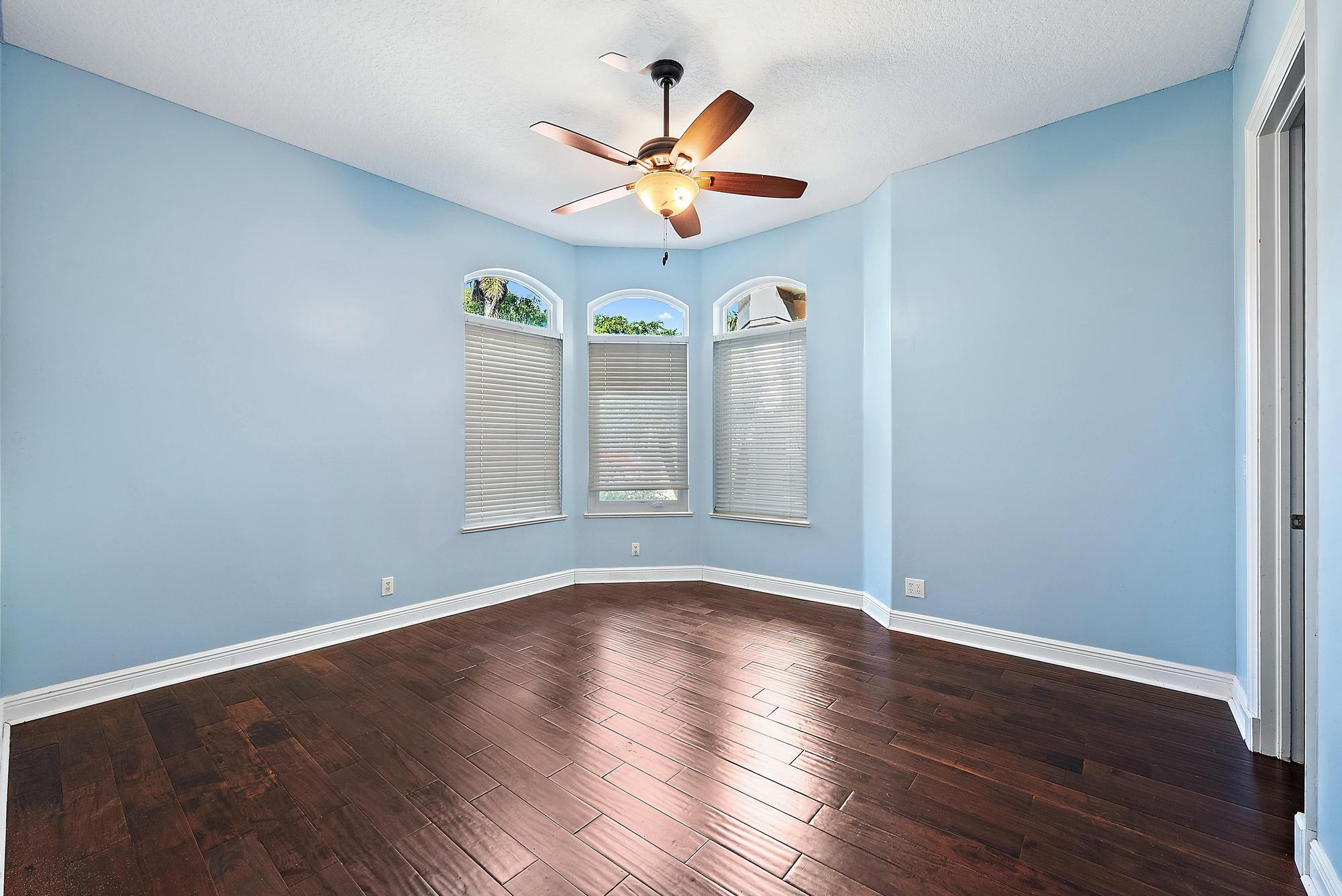 MLS #R11155018 image #21