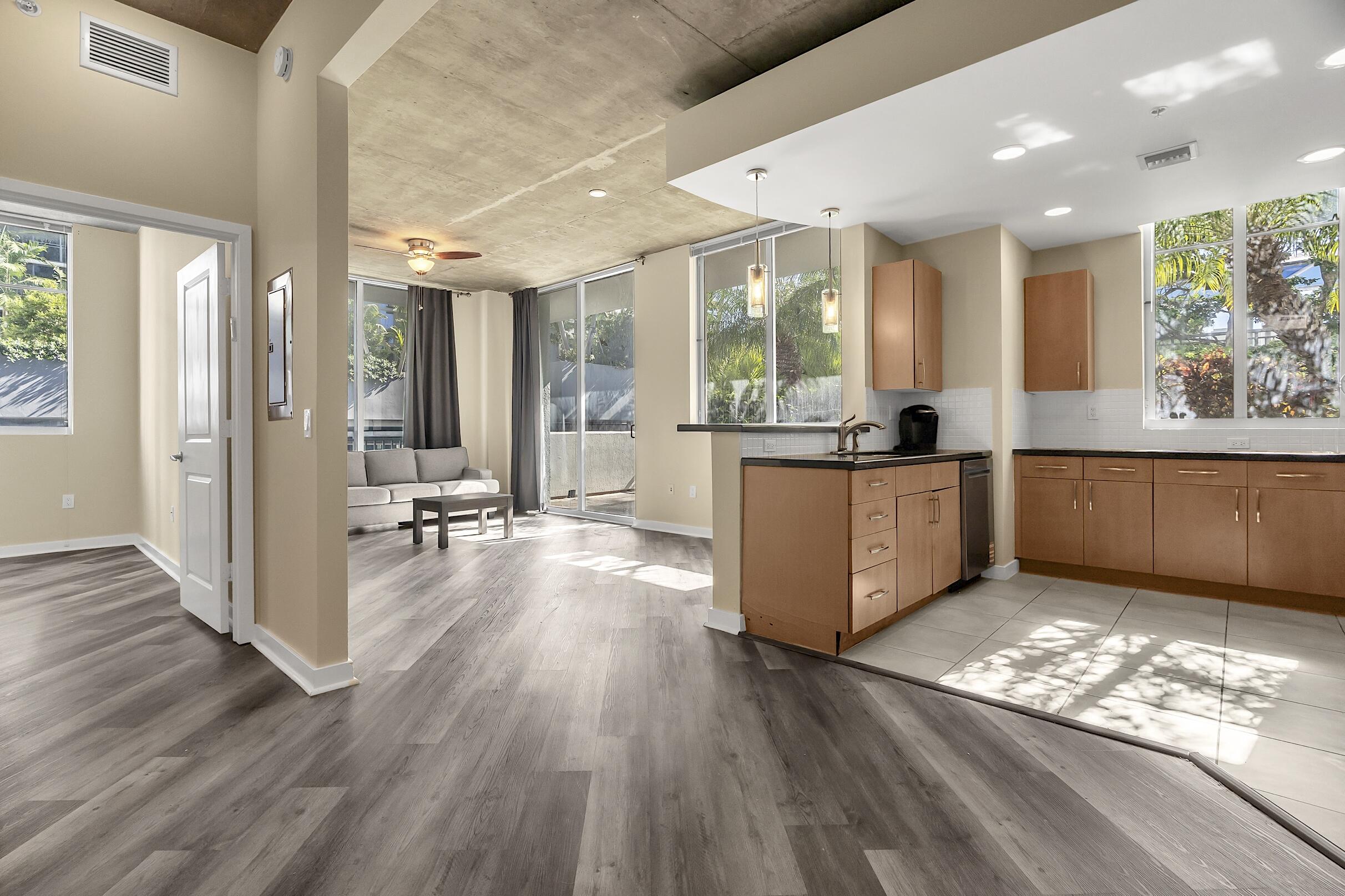 MLS #R11155033 image #5