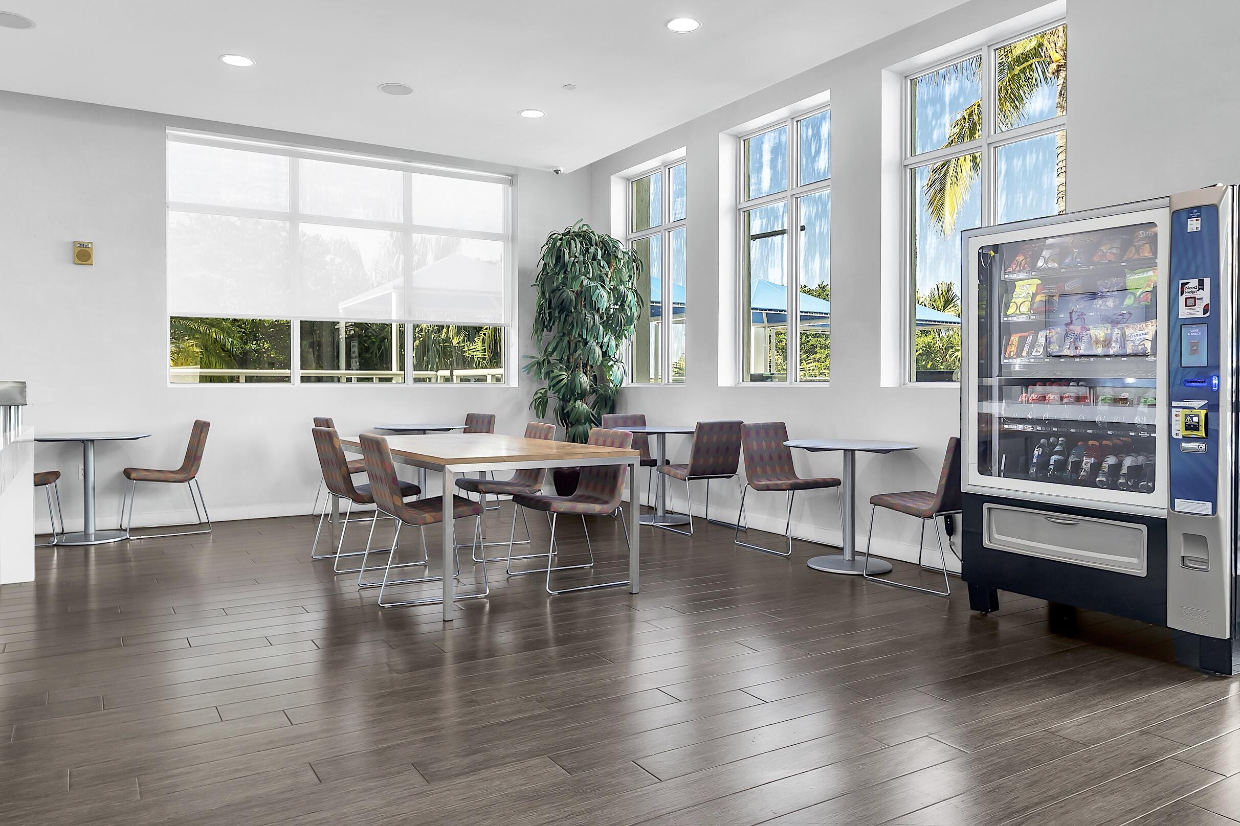 MLS #R11155033 image #54