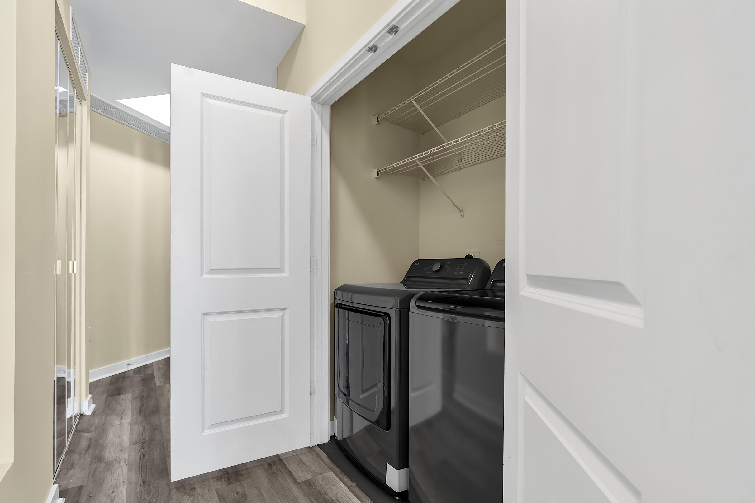 MLS #R11155033 image #8