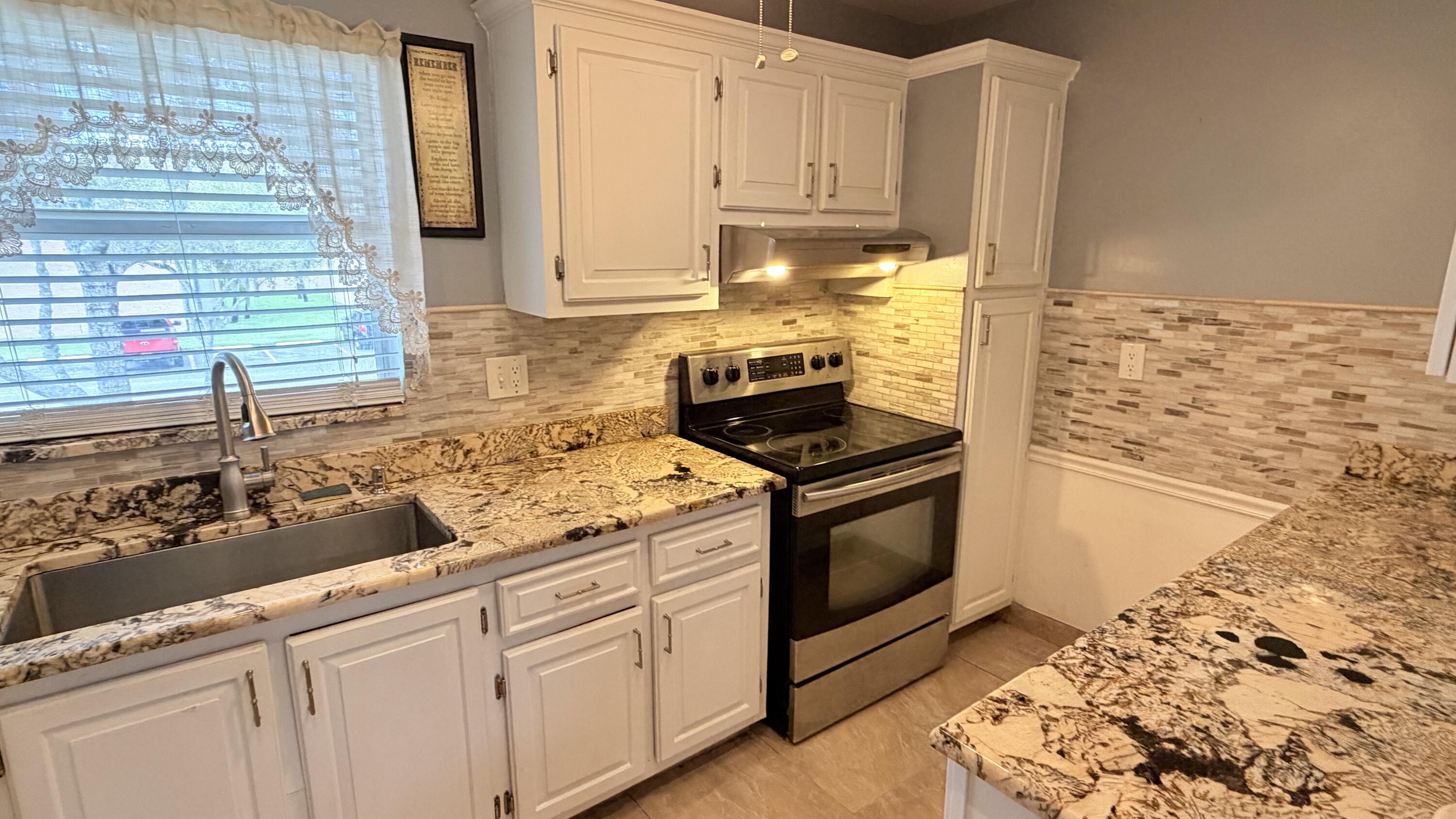 MLS #R11155066 image #10