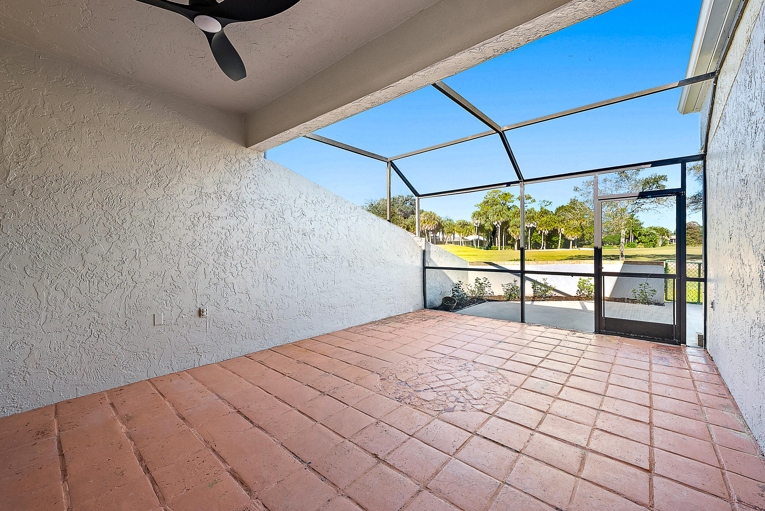 MLS #R11155091 image #17